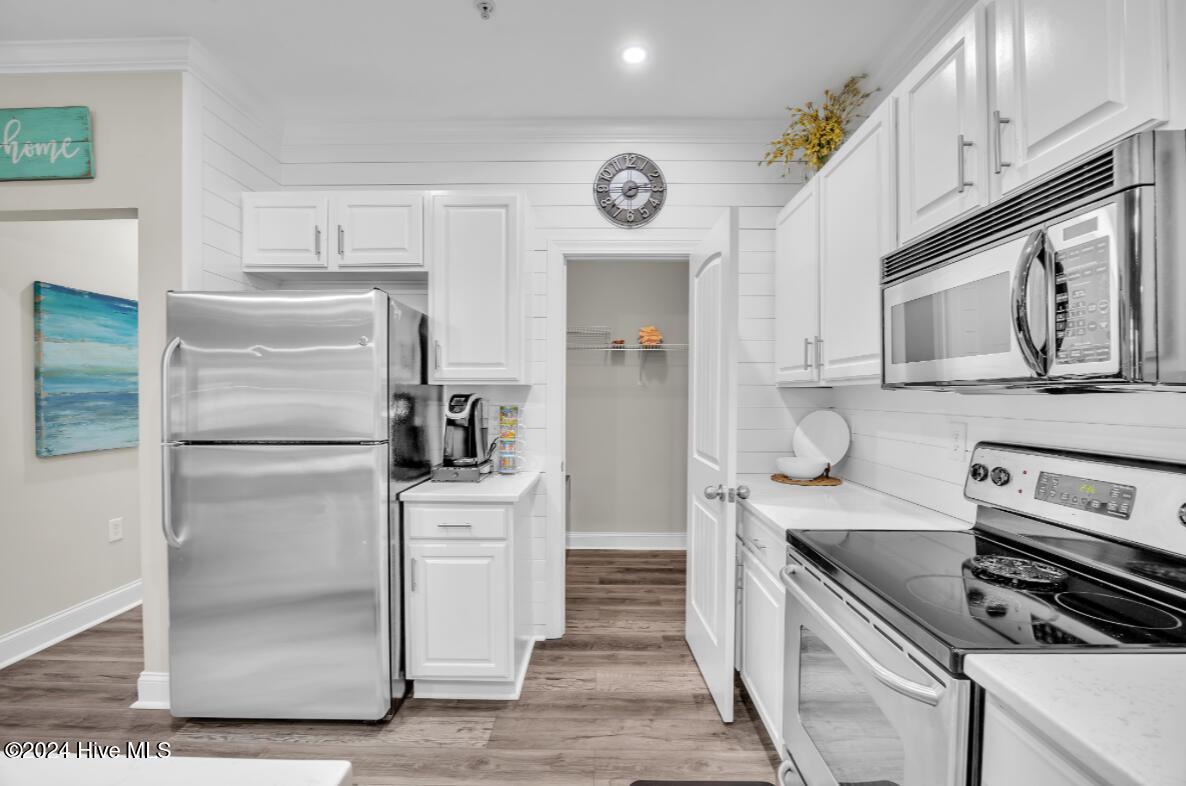 100 Gateway Condos Drive, 115