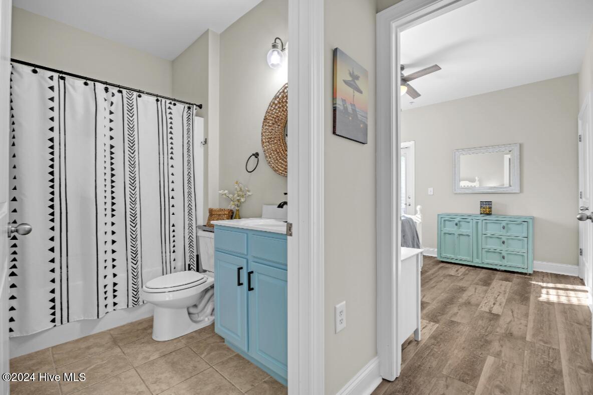 100 Gateway Condos Drive, 115