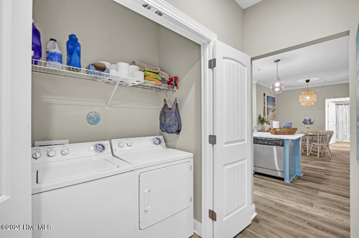 100 Gateway Condos Drive, 115