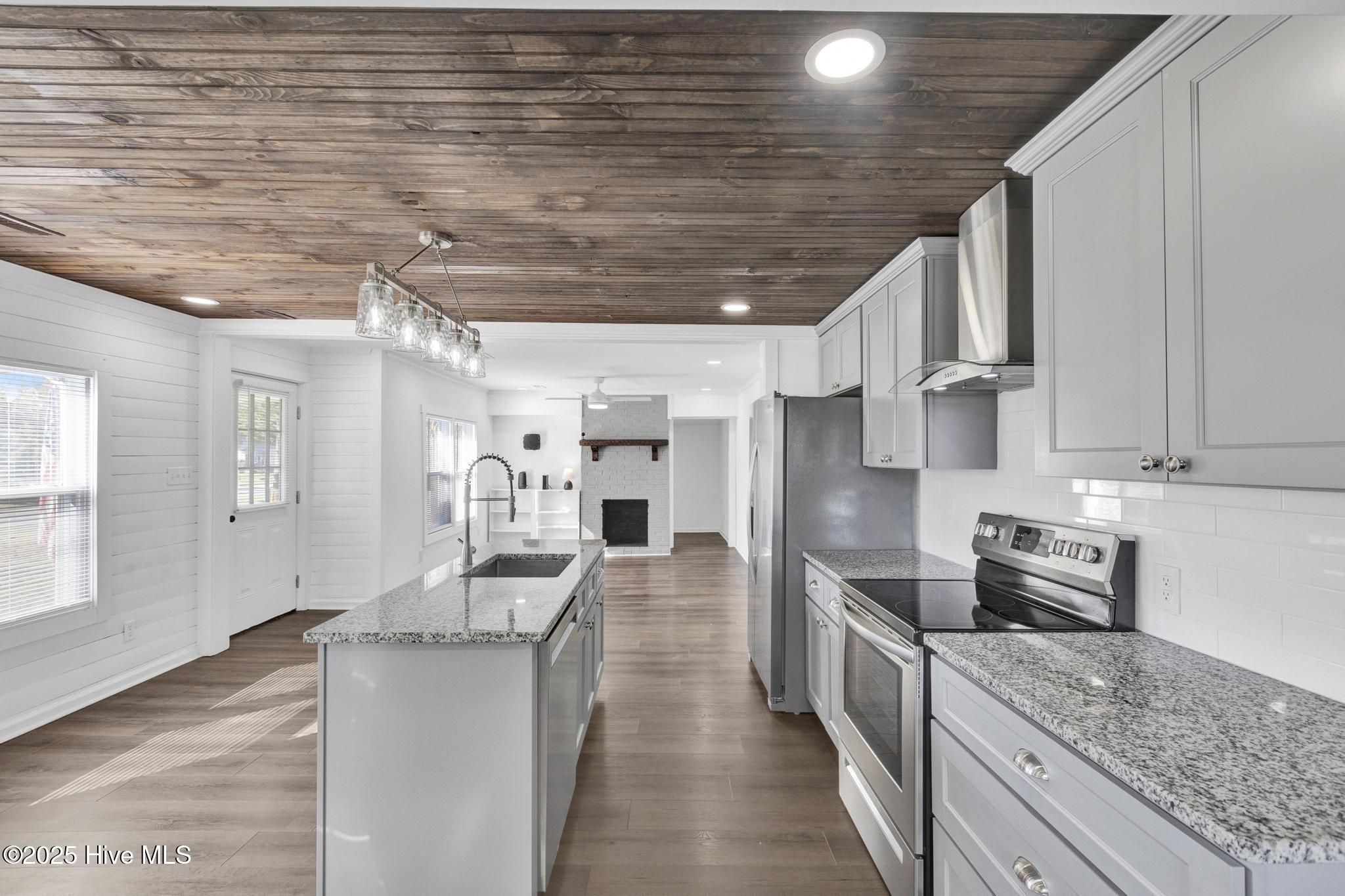 279 Sneads Ferry Road