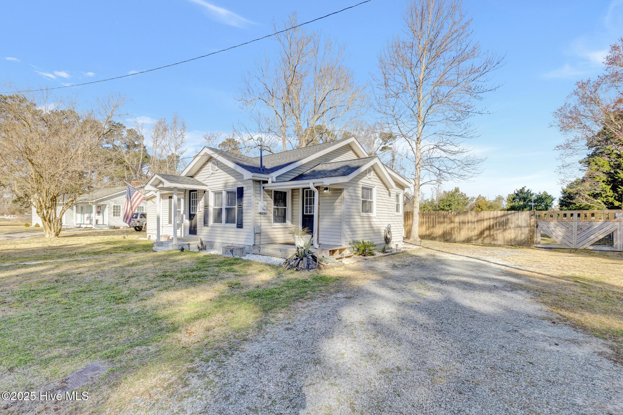 279 Sneads Ferry Road