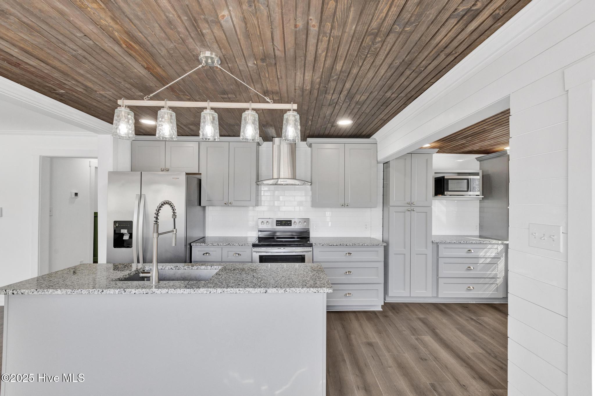 279 Sneads Ferry Road