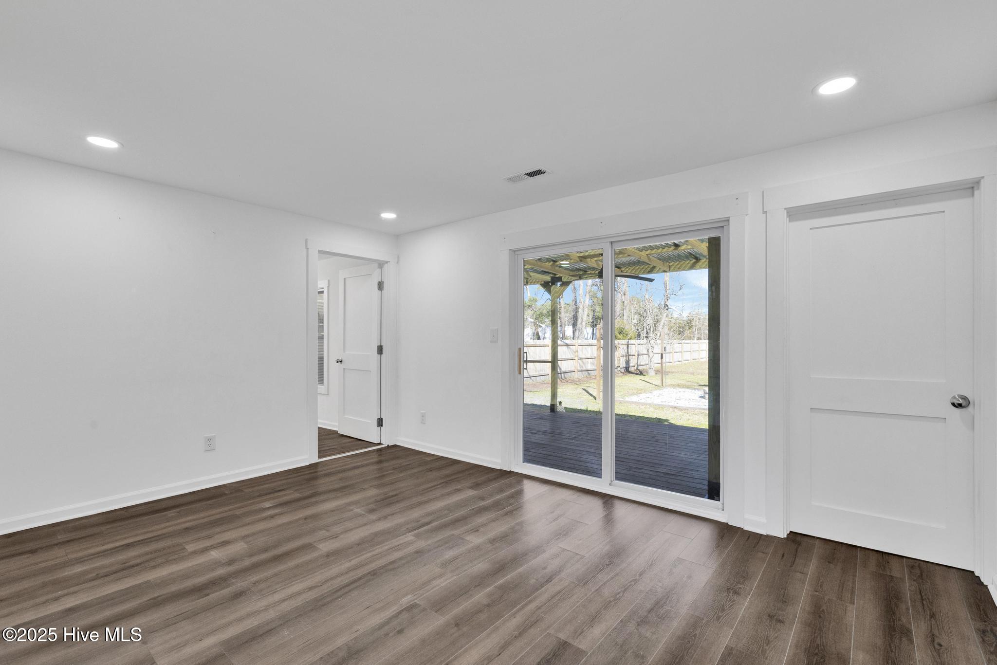 279 Sneads Ferry Road