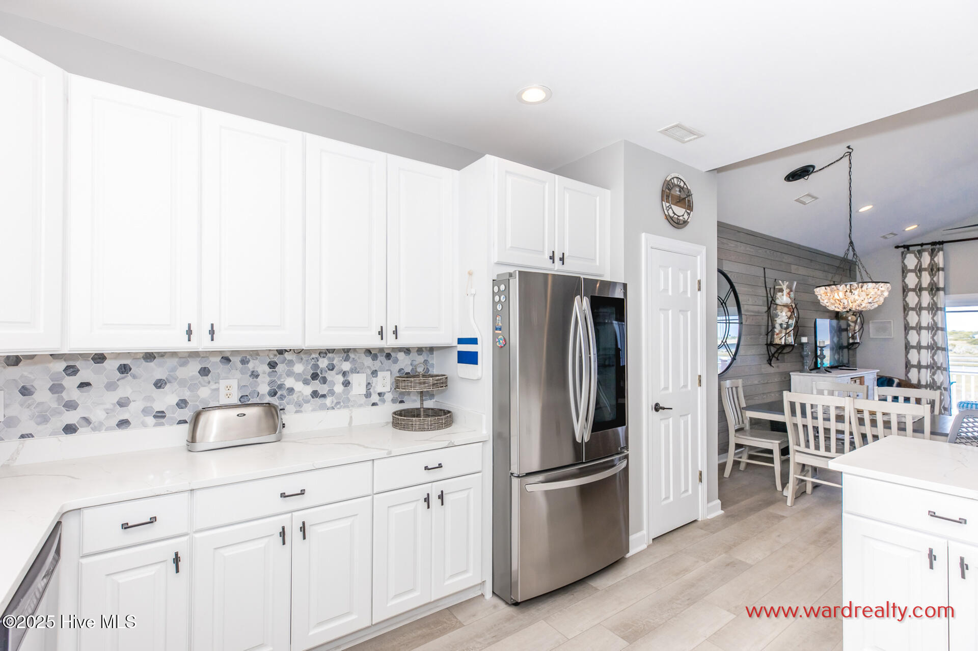 301 S Topsail Drive, B