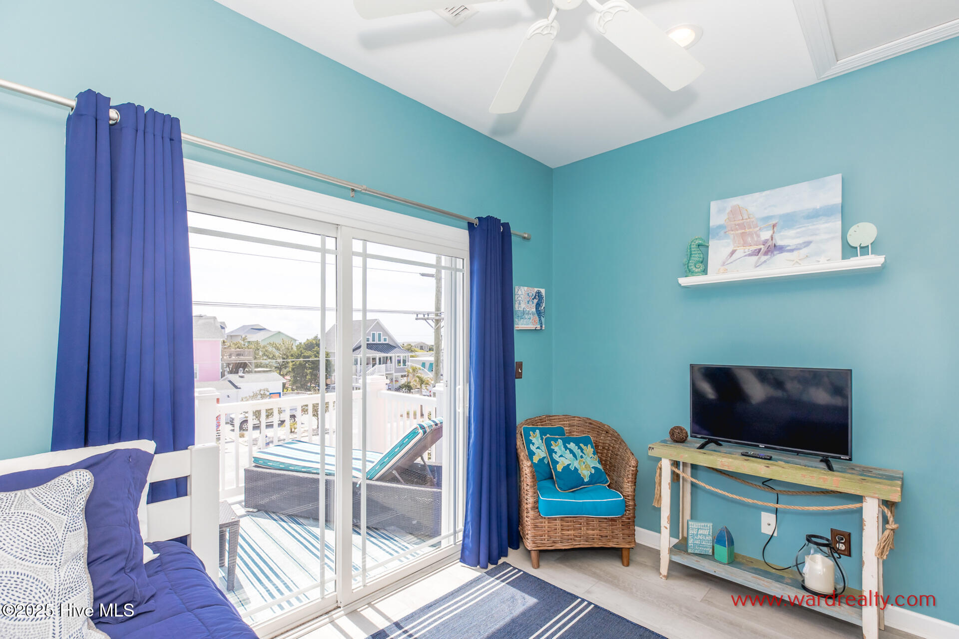 301 S Topsail Drive, B