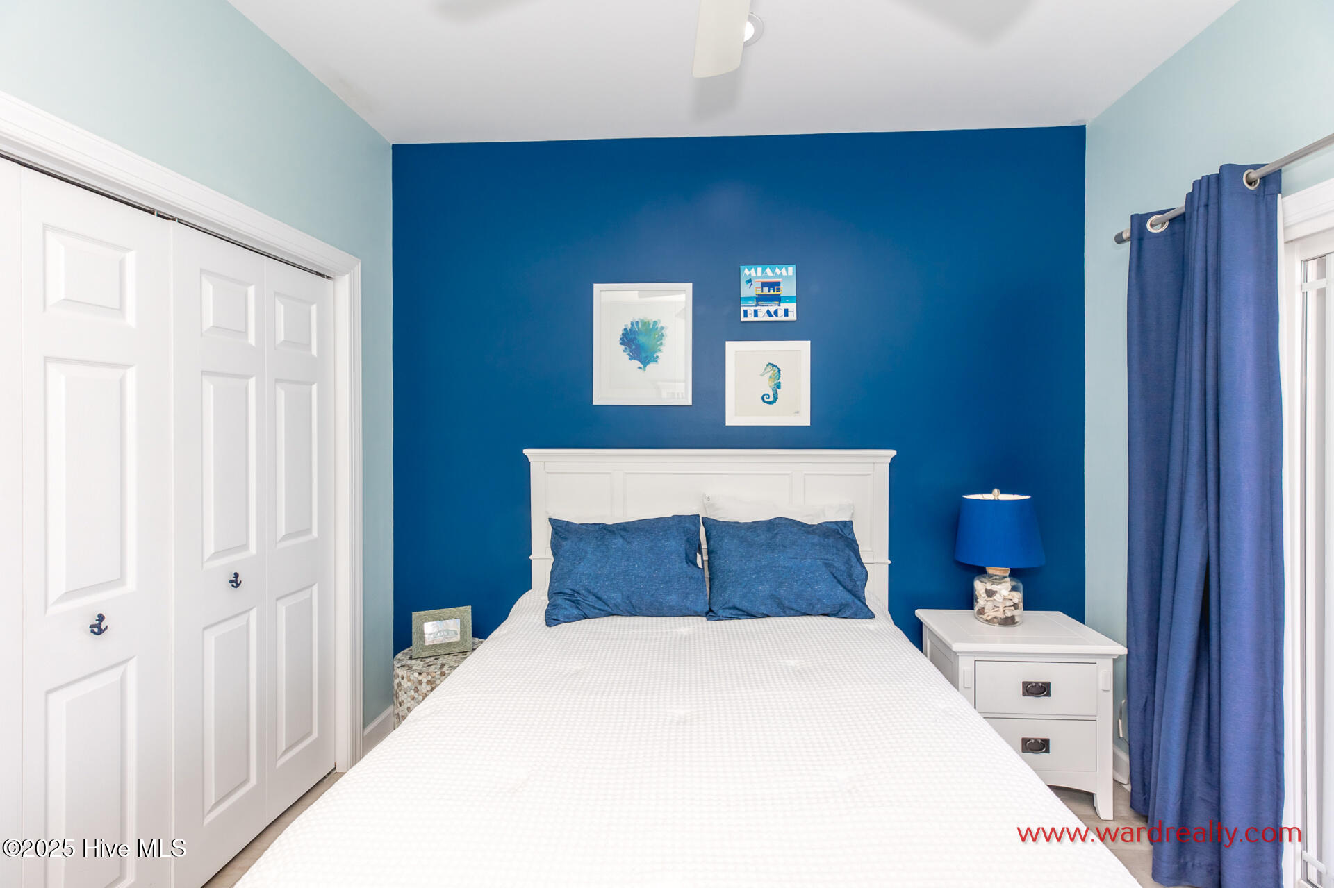 301 S Topsail Drive, B