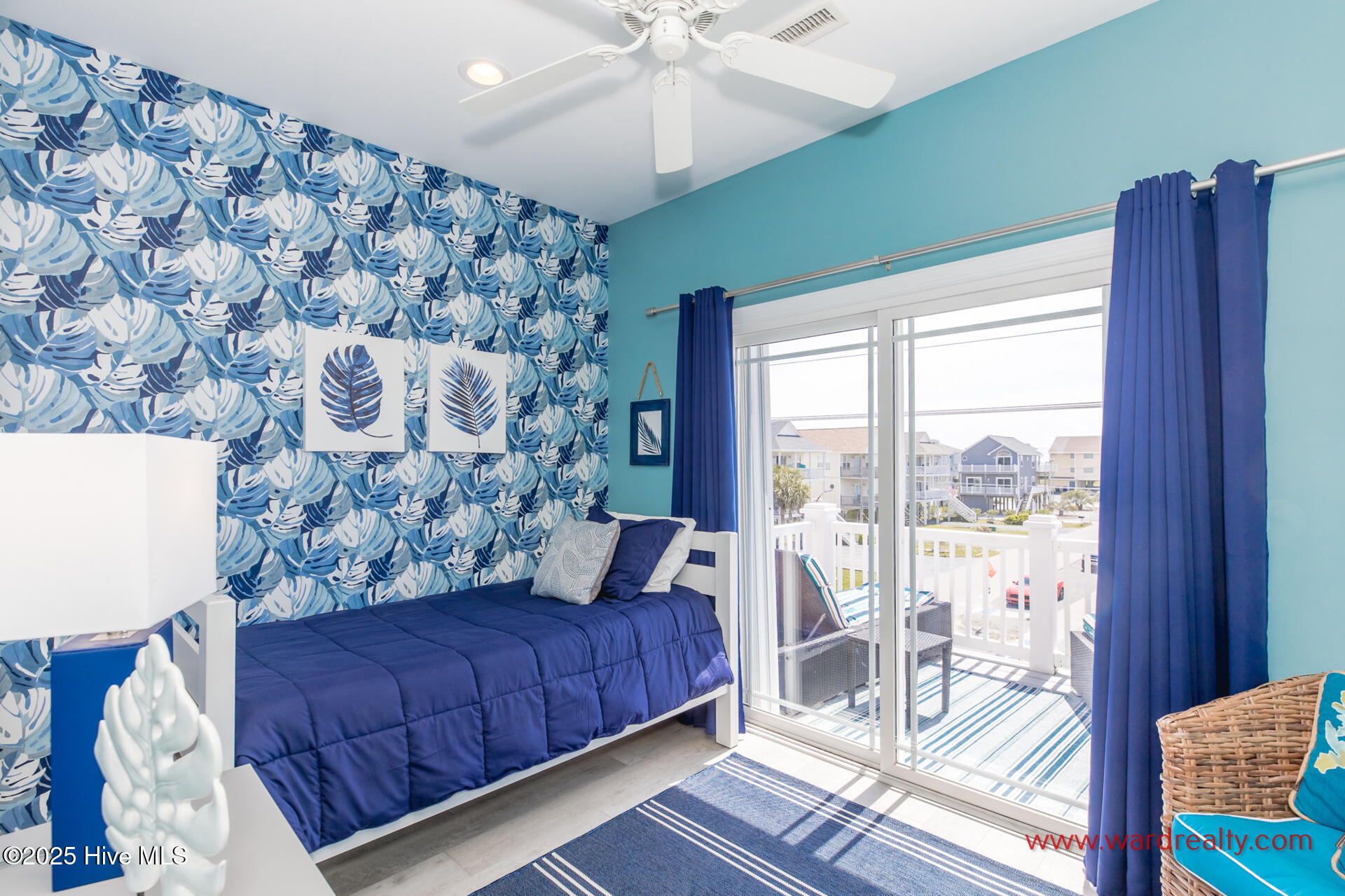 301 S Topsail Drive, B