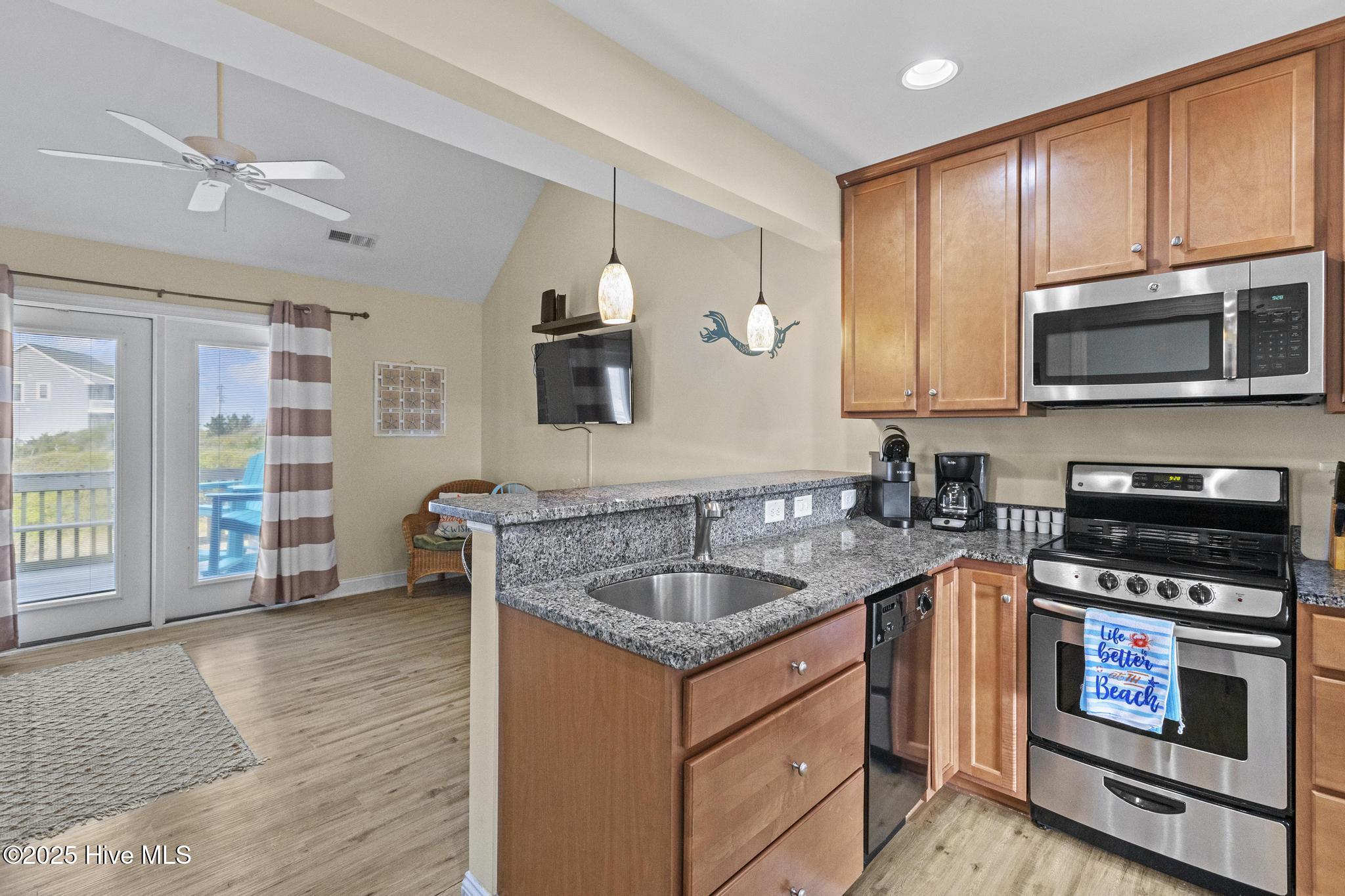 886 New River Inlet Road, 40