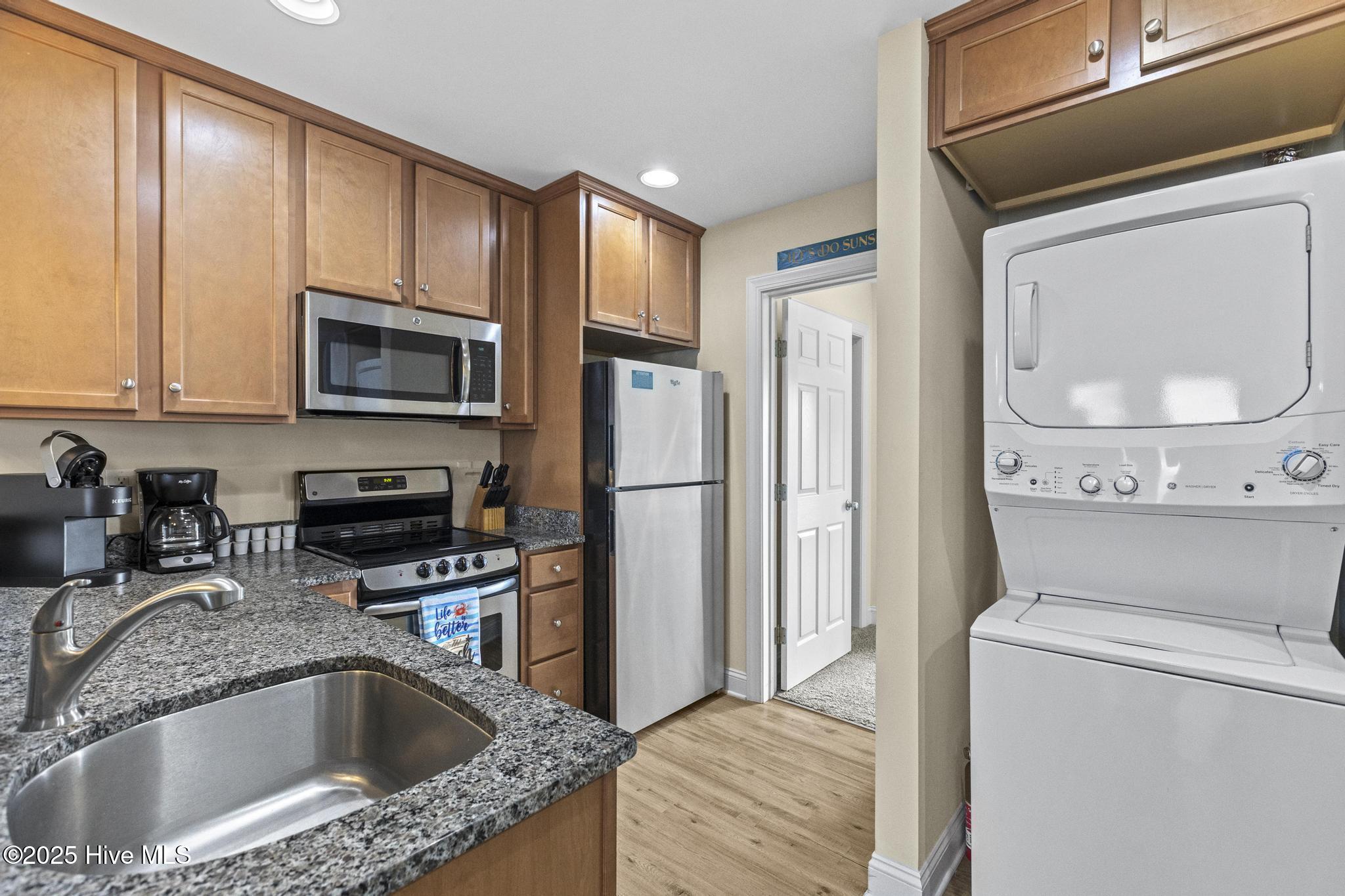 886 New River Inlet Road, 40