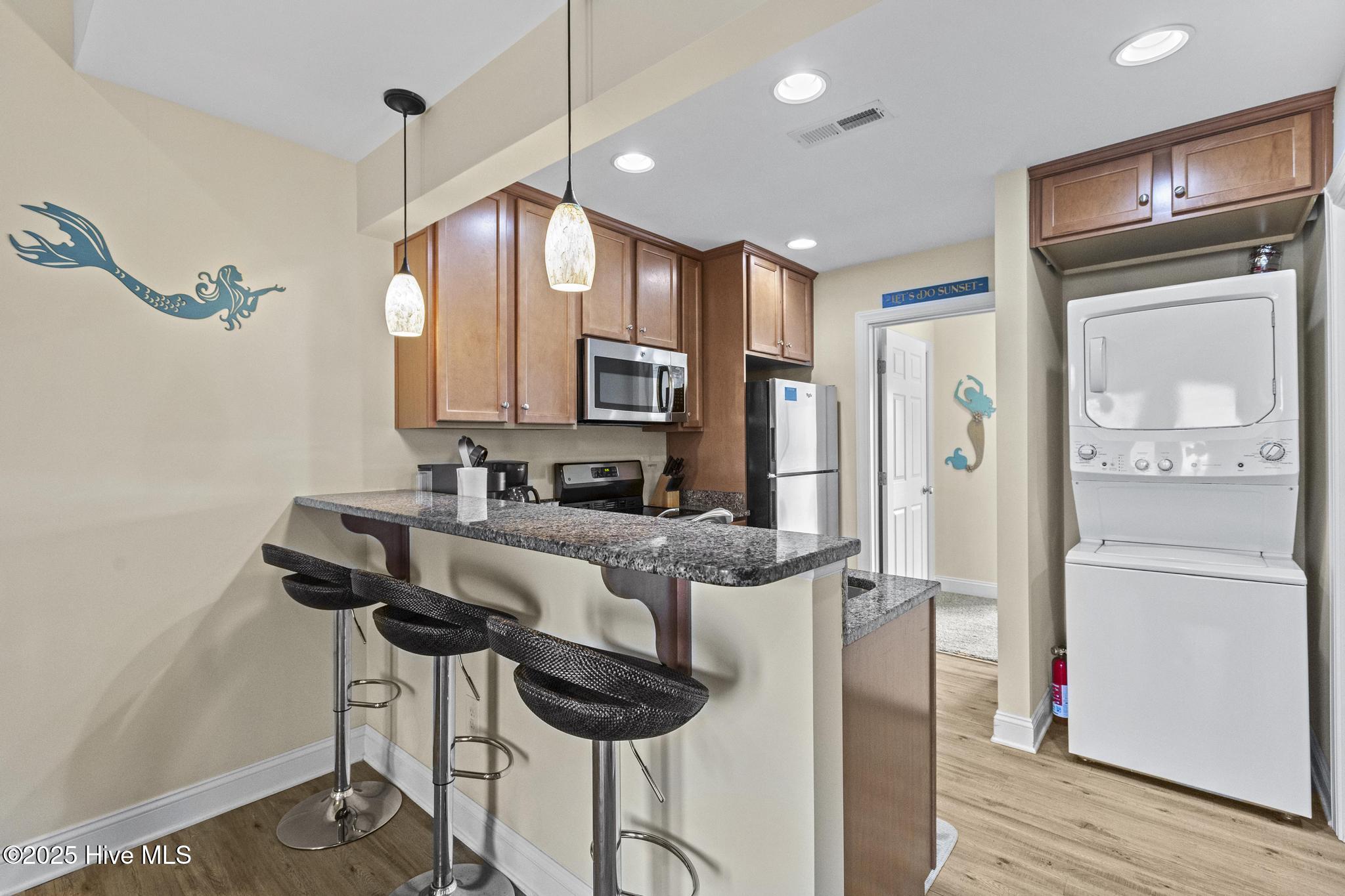 886 New River Inlet Road, 40