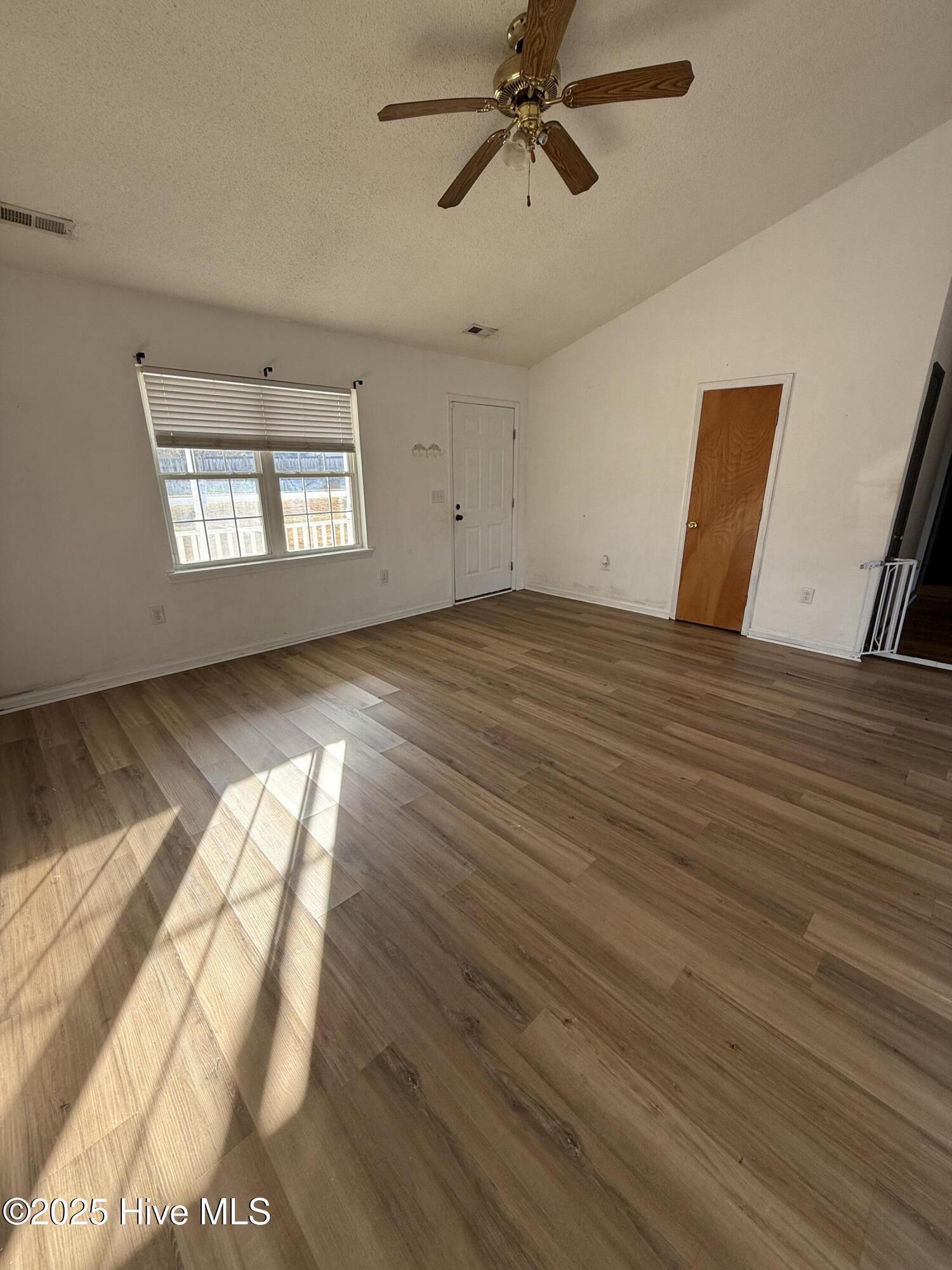 119 Lawndale Lane