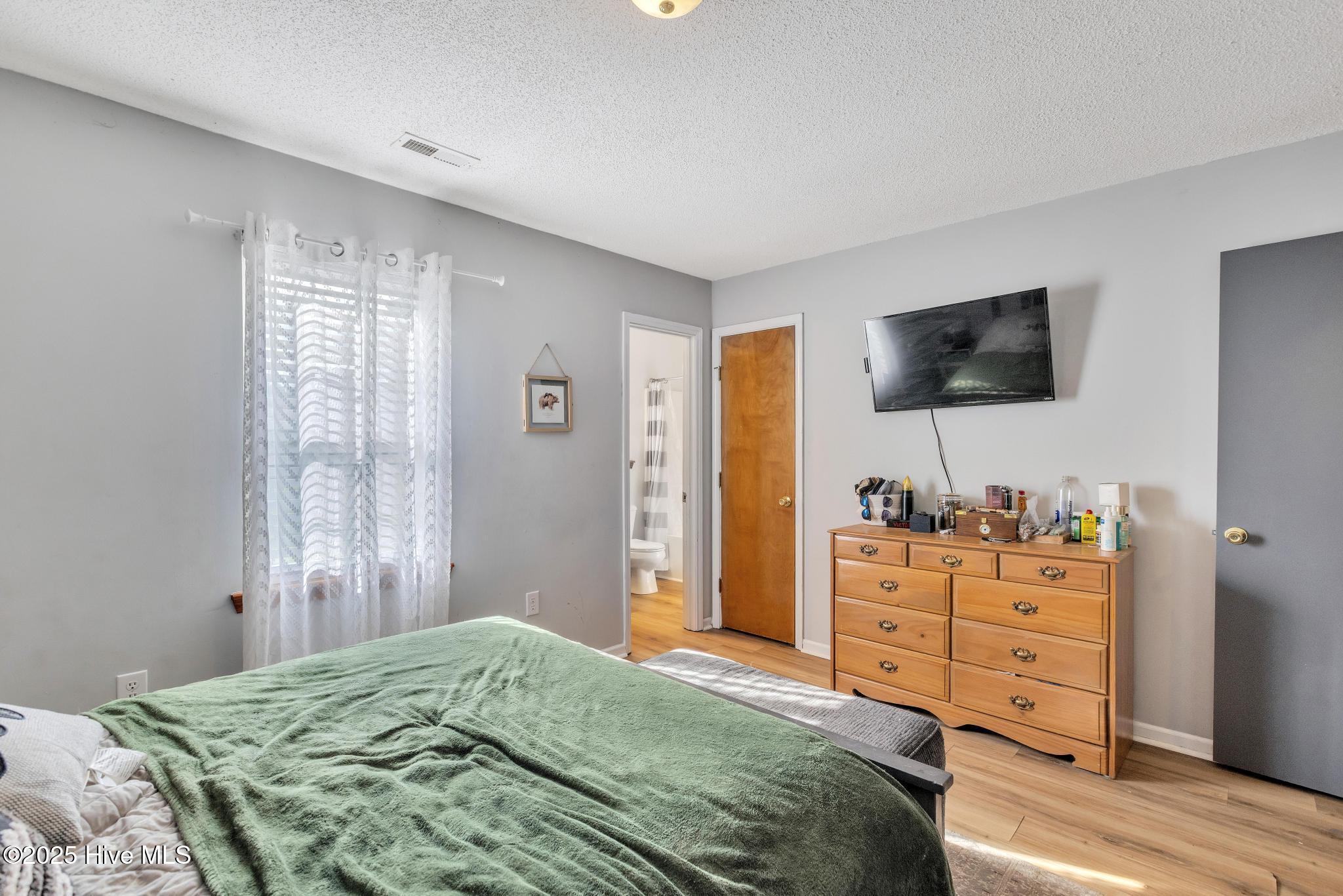 119 Lawndale Lane