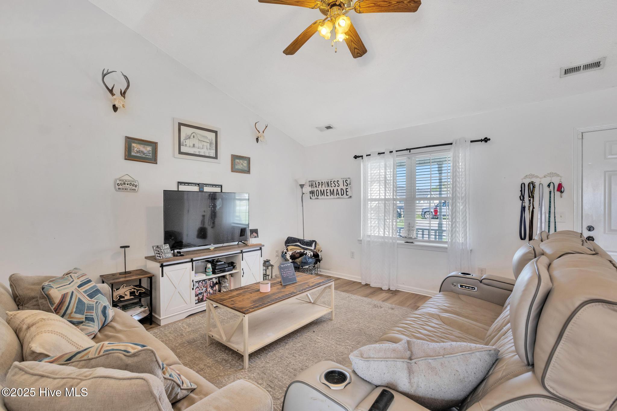 119 Lawndale Lane