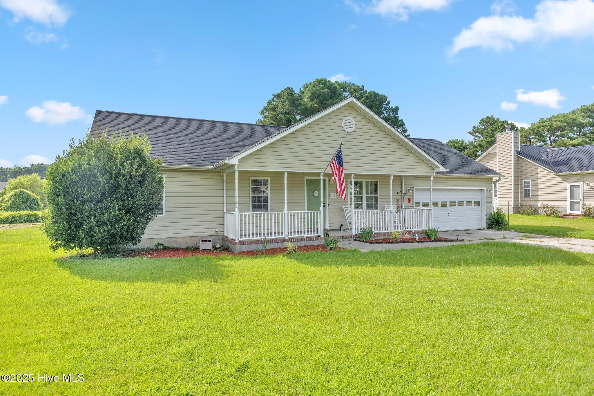 119 Lawndale Lane