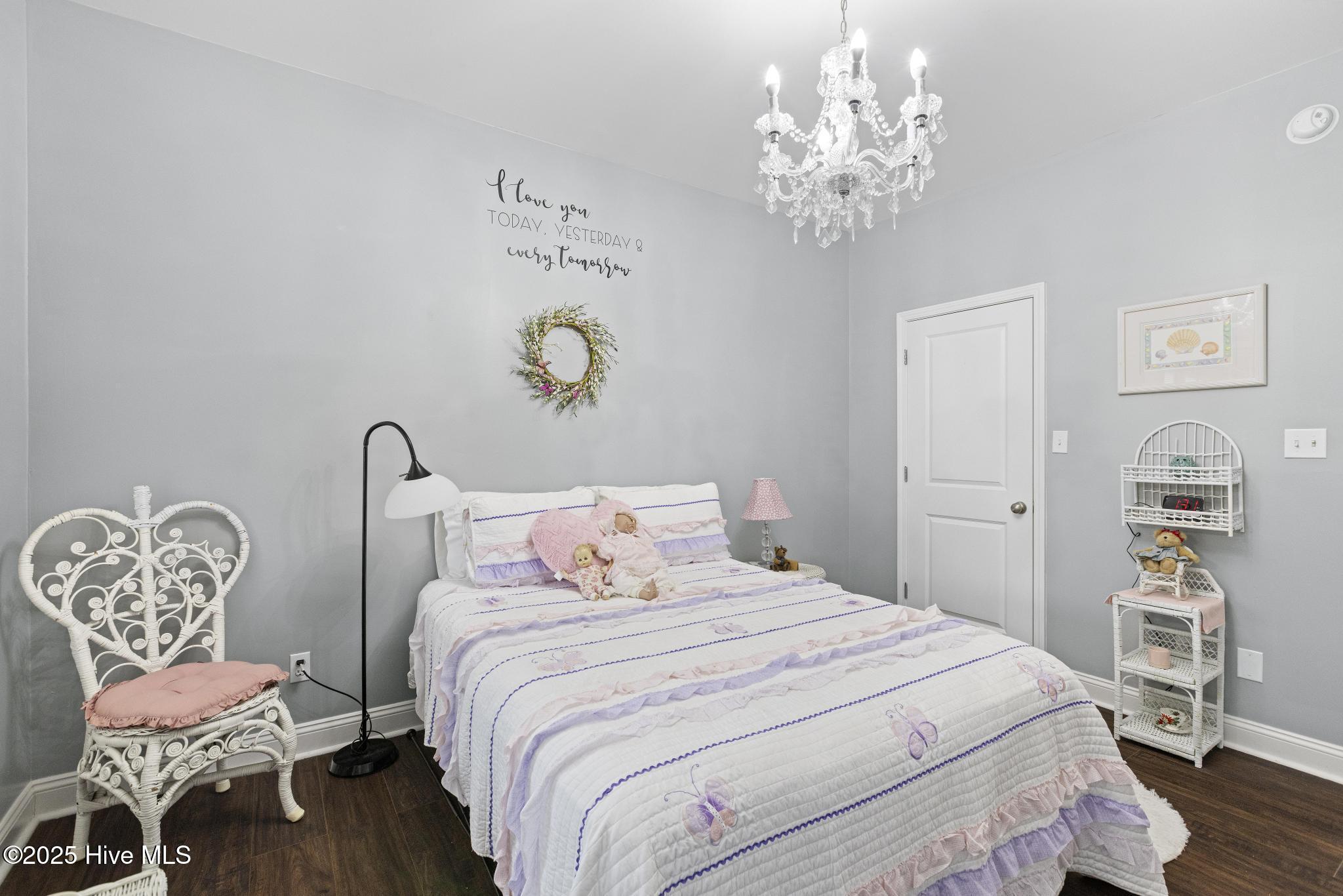 113 Moonstone Court