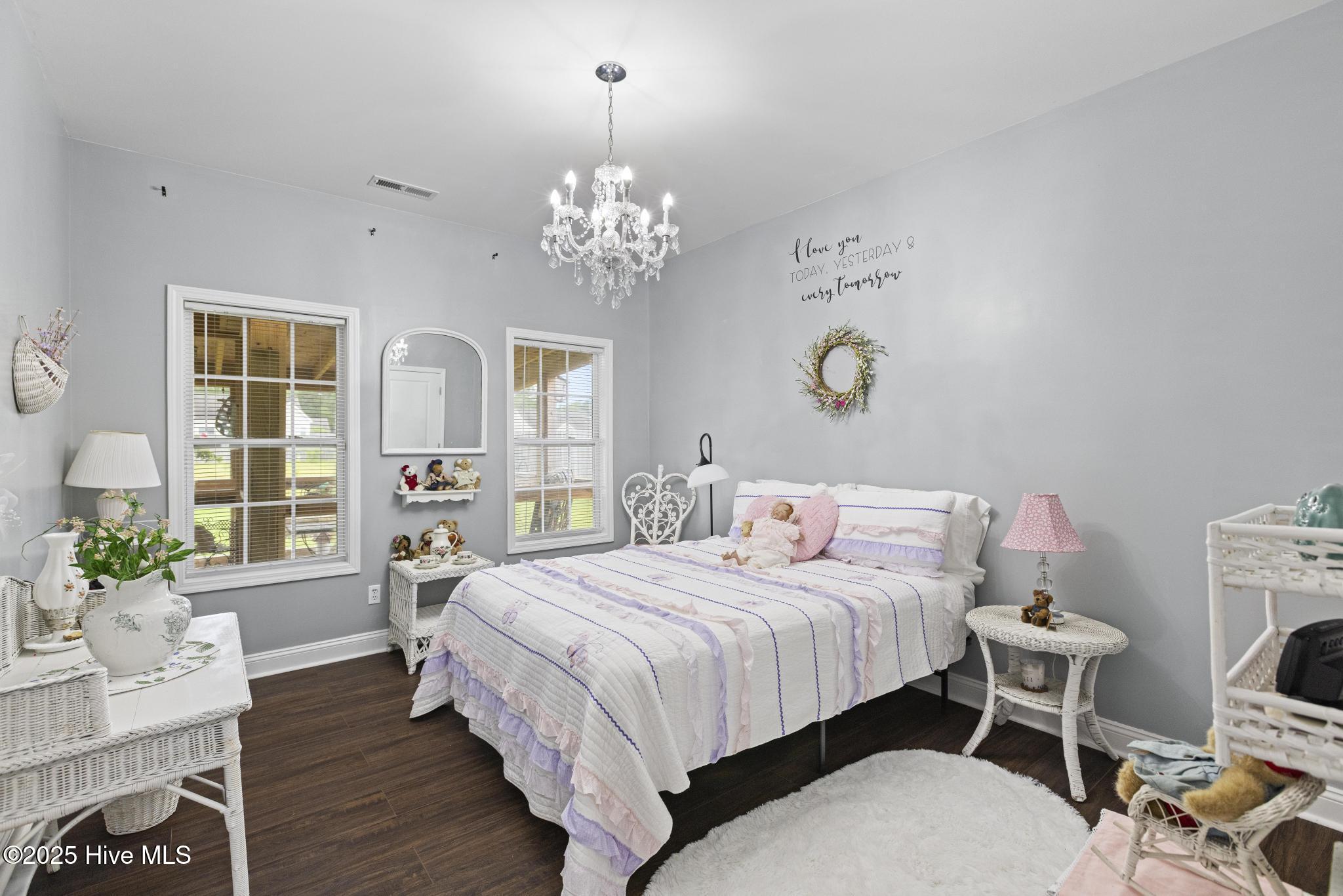 113 Moonstone Court