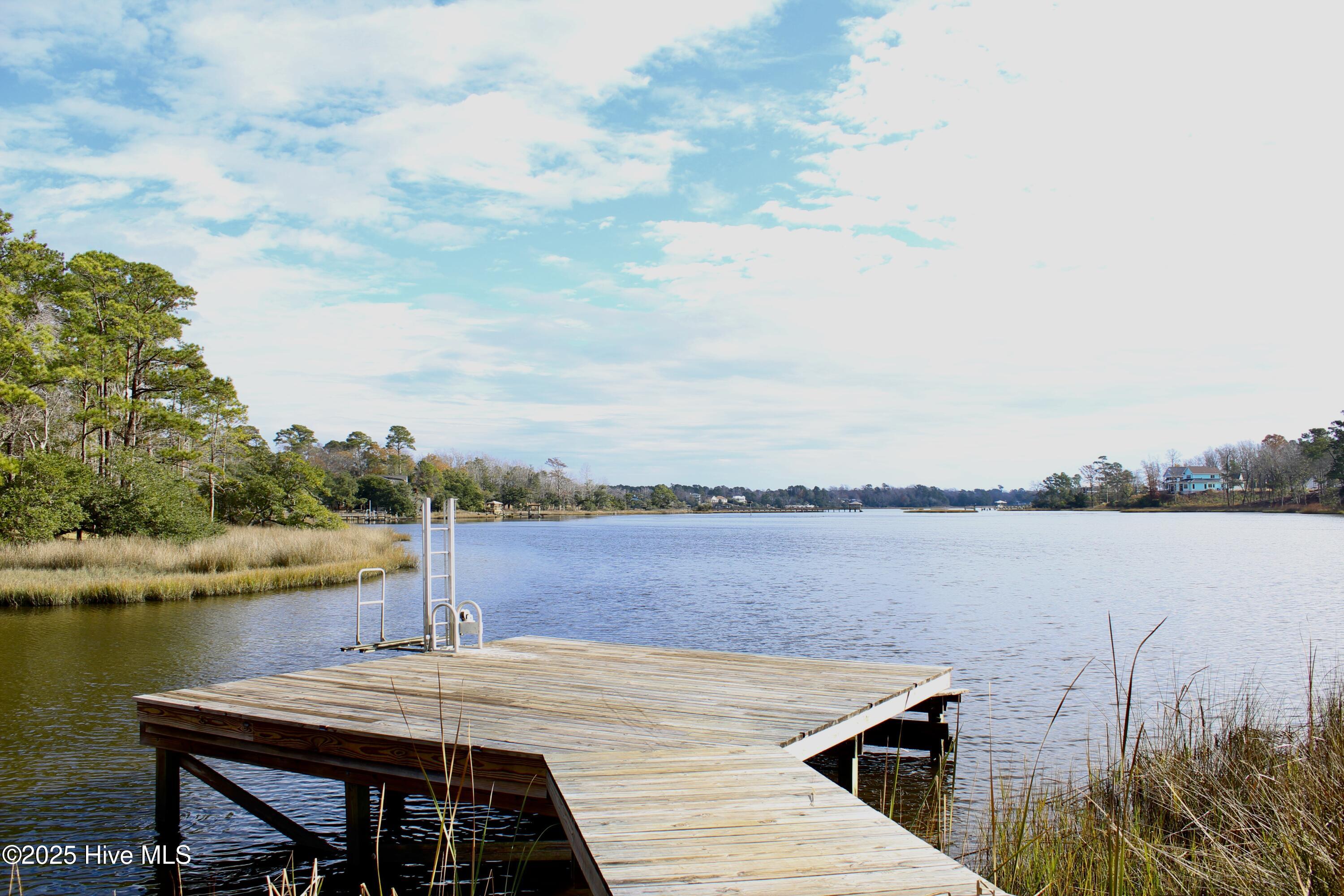 12 Tradewinds Drive