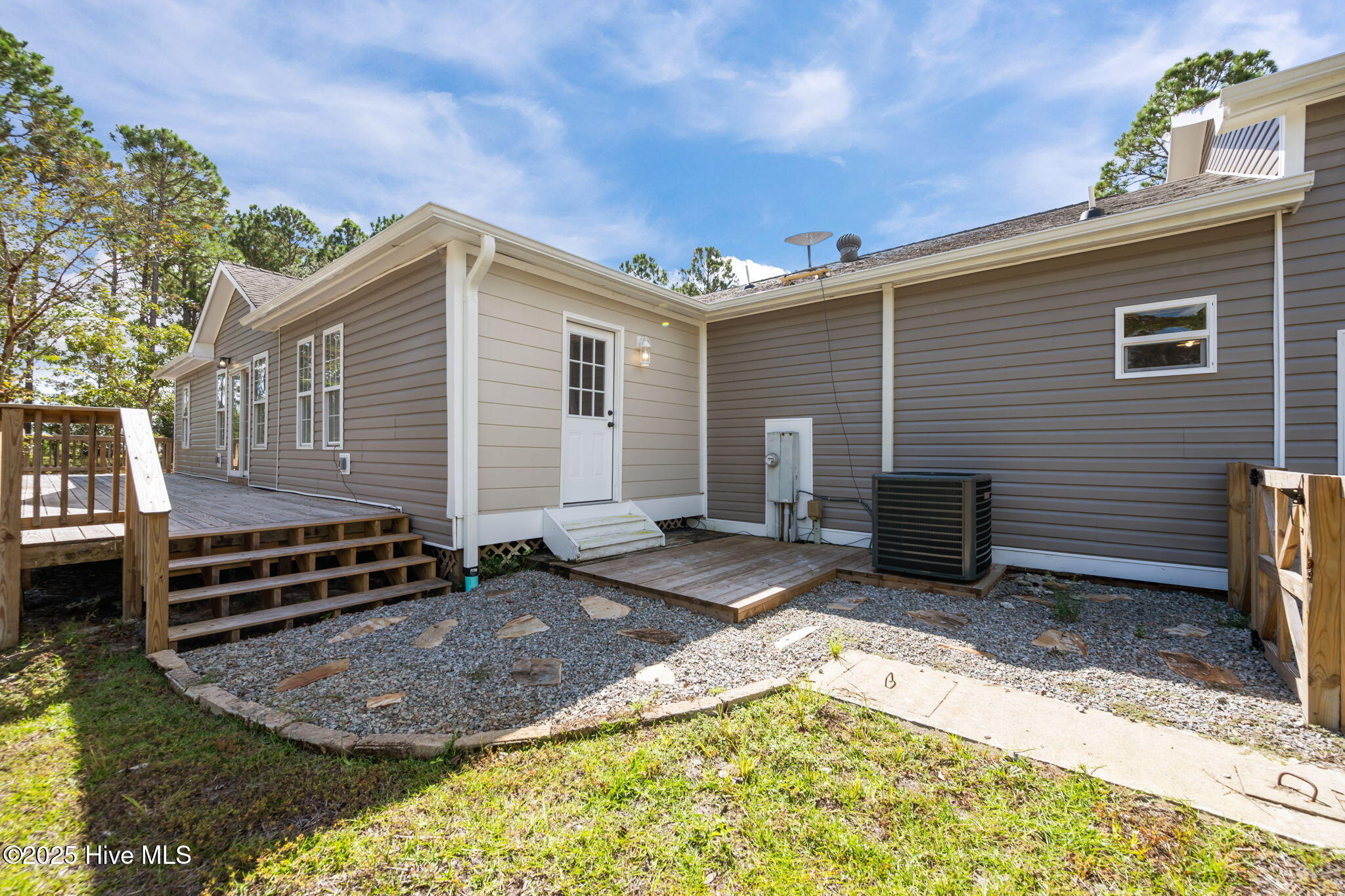 126 Shady Pines Drive