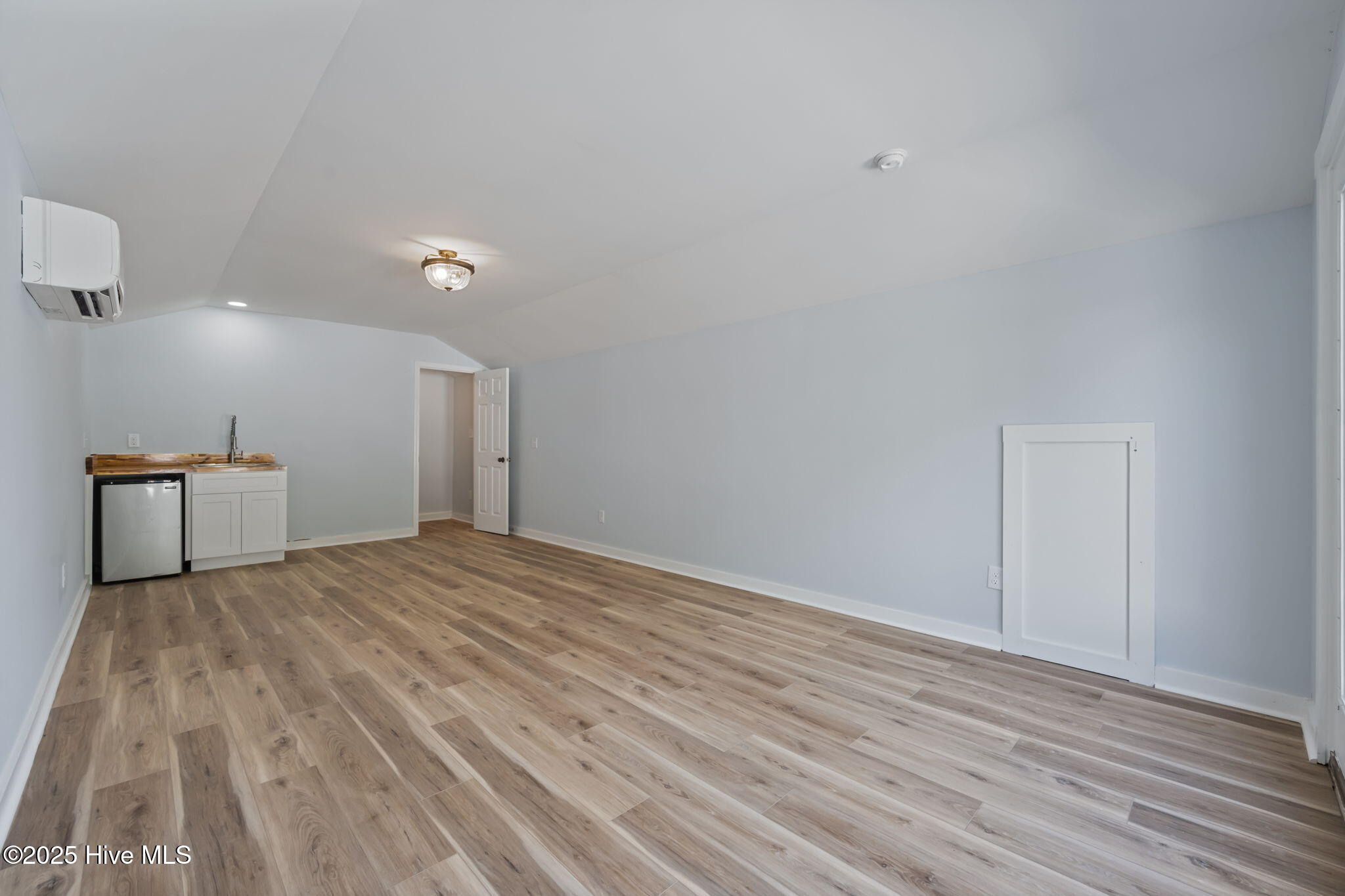 126 Shady Pines Drive