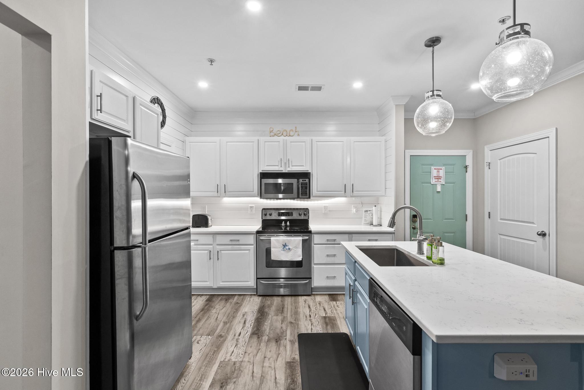 100 Gateway Condos Drive Unit 115