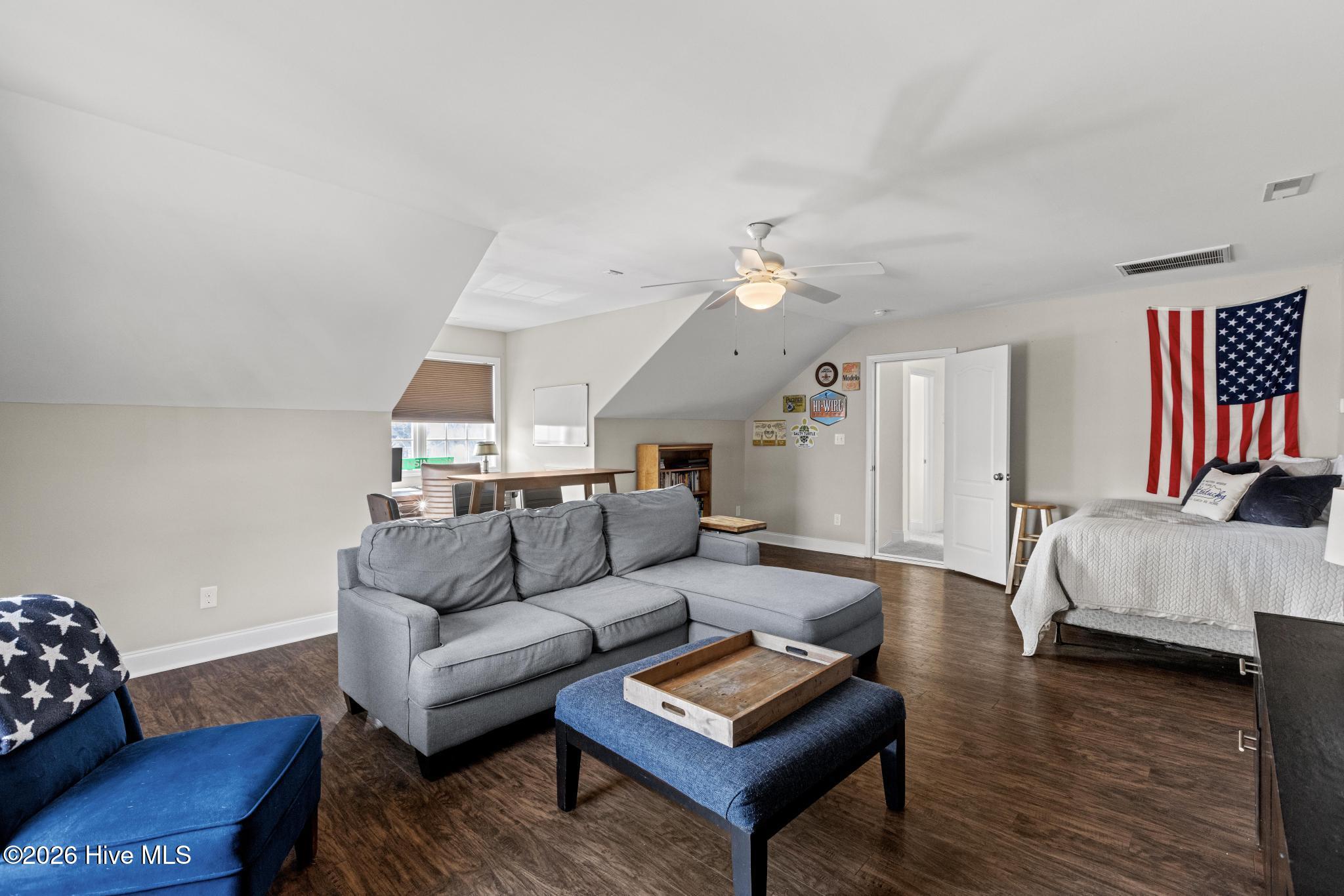 211 Gelynda Court