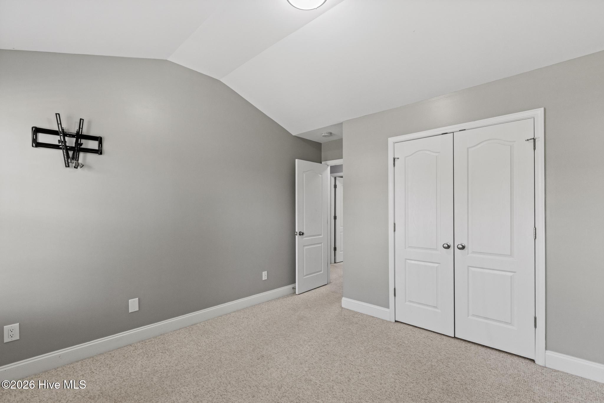 220 Gelynda Court