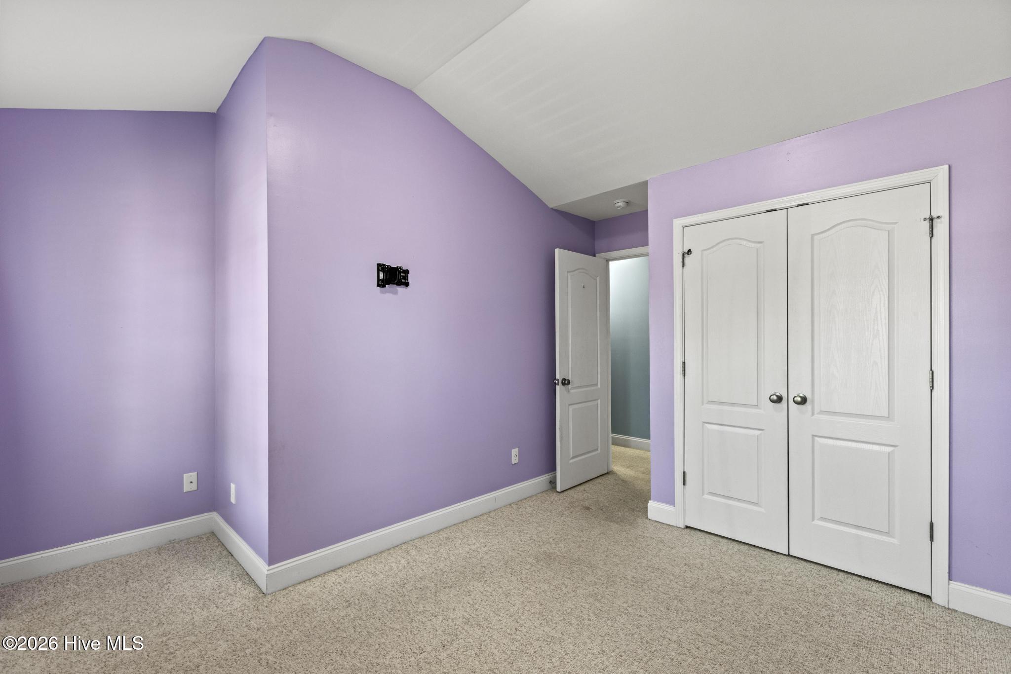 220 Gelynda Court