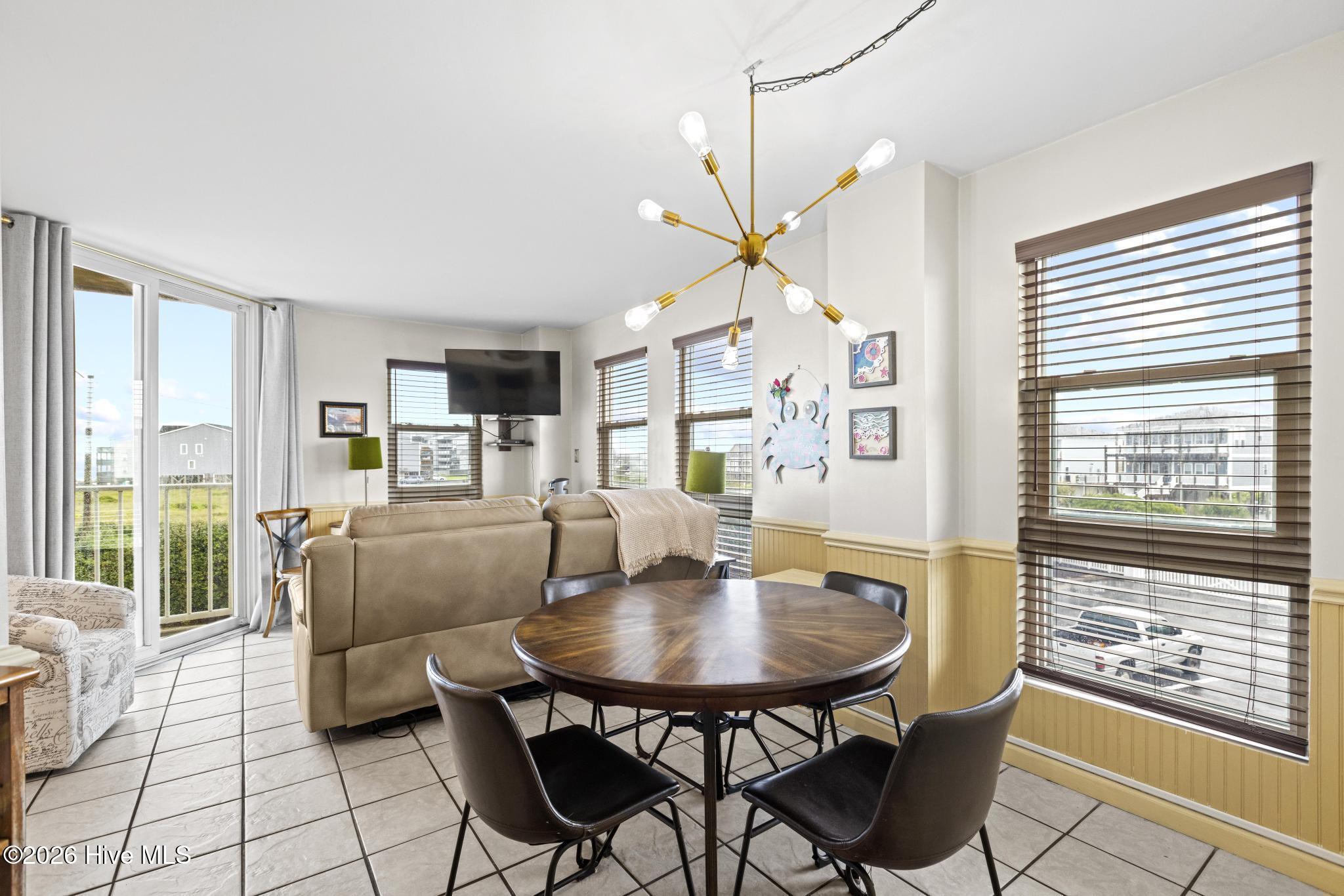 2000 New River Inlet Road 1101