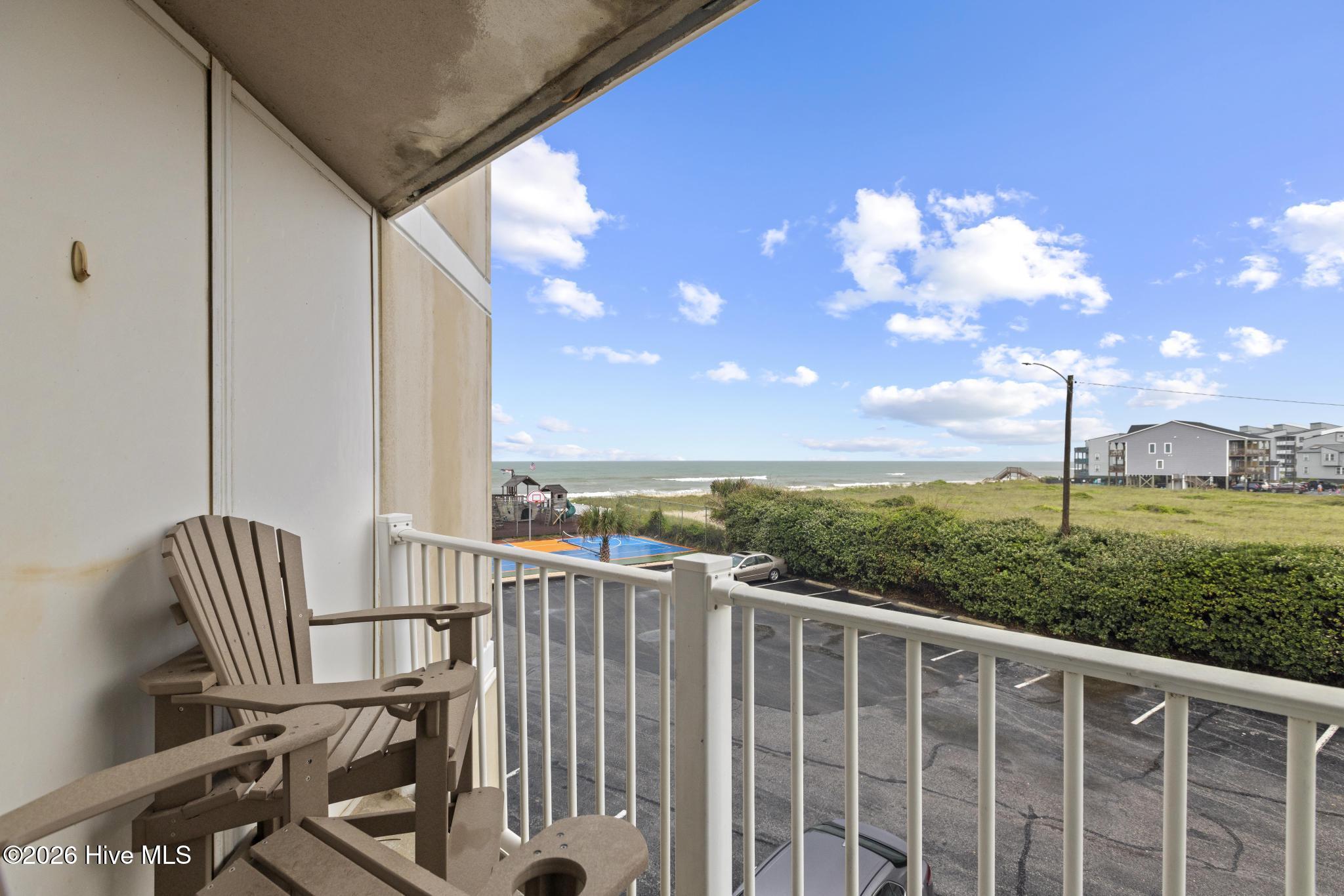 2000 New River Inlet Road 1101