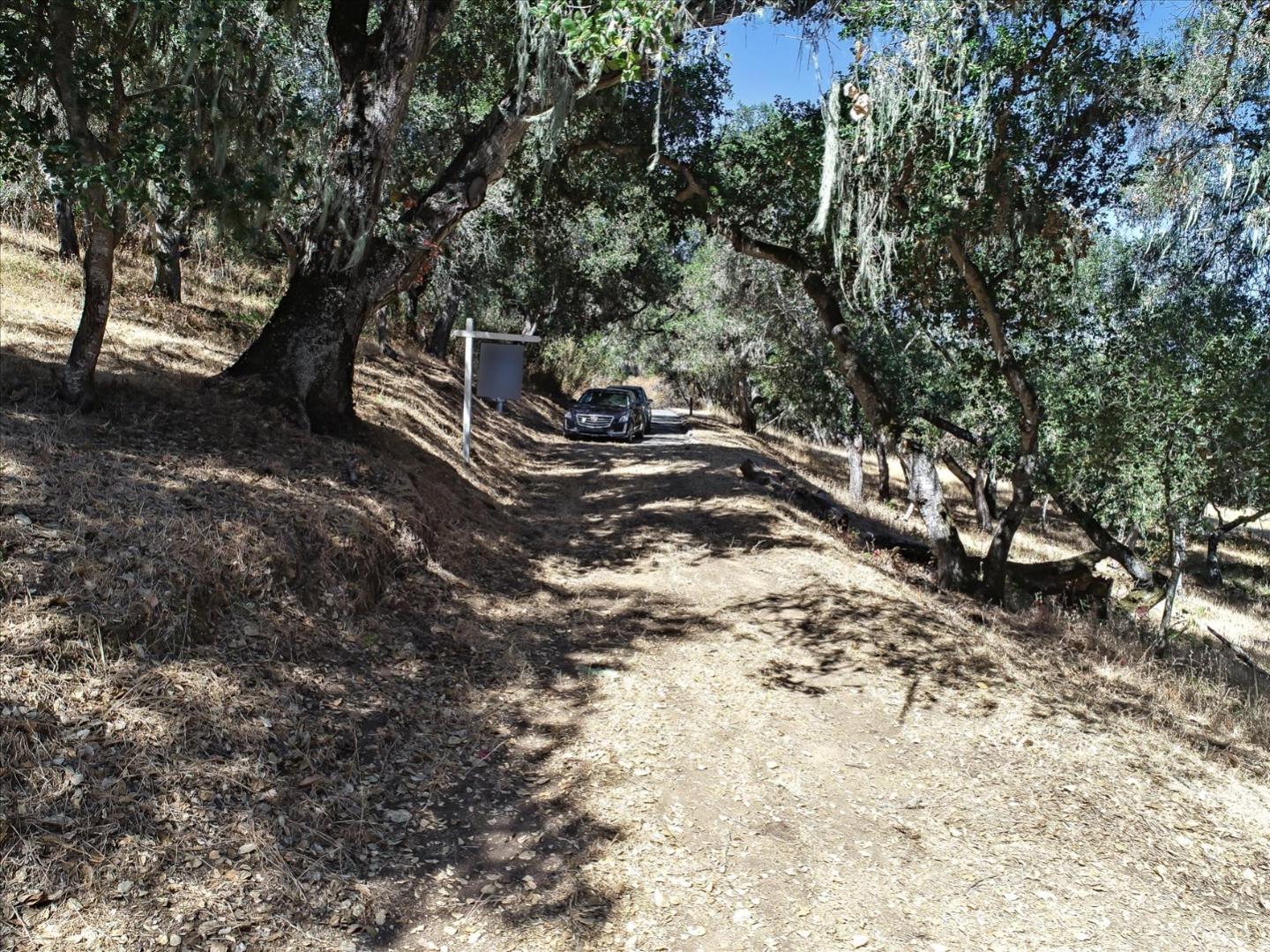 16 Sleepy Hollow DR