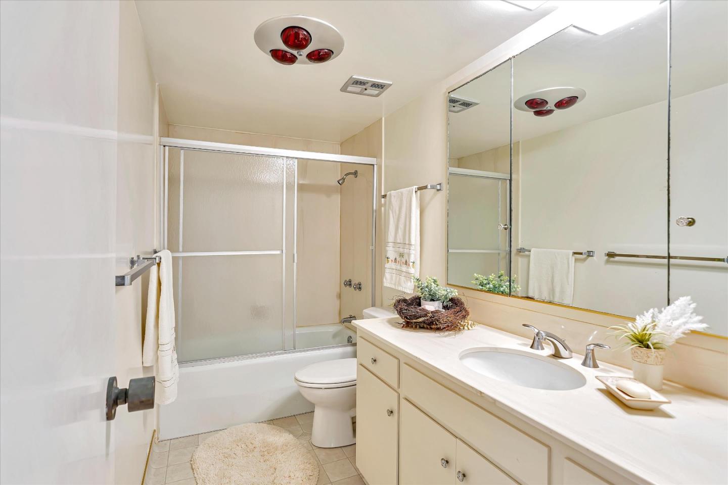 26250 Ocean View AVE