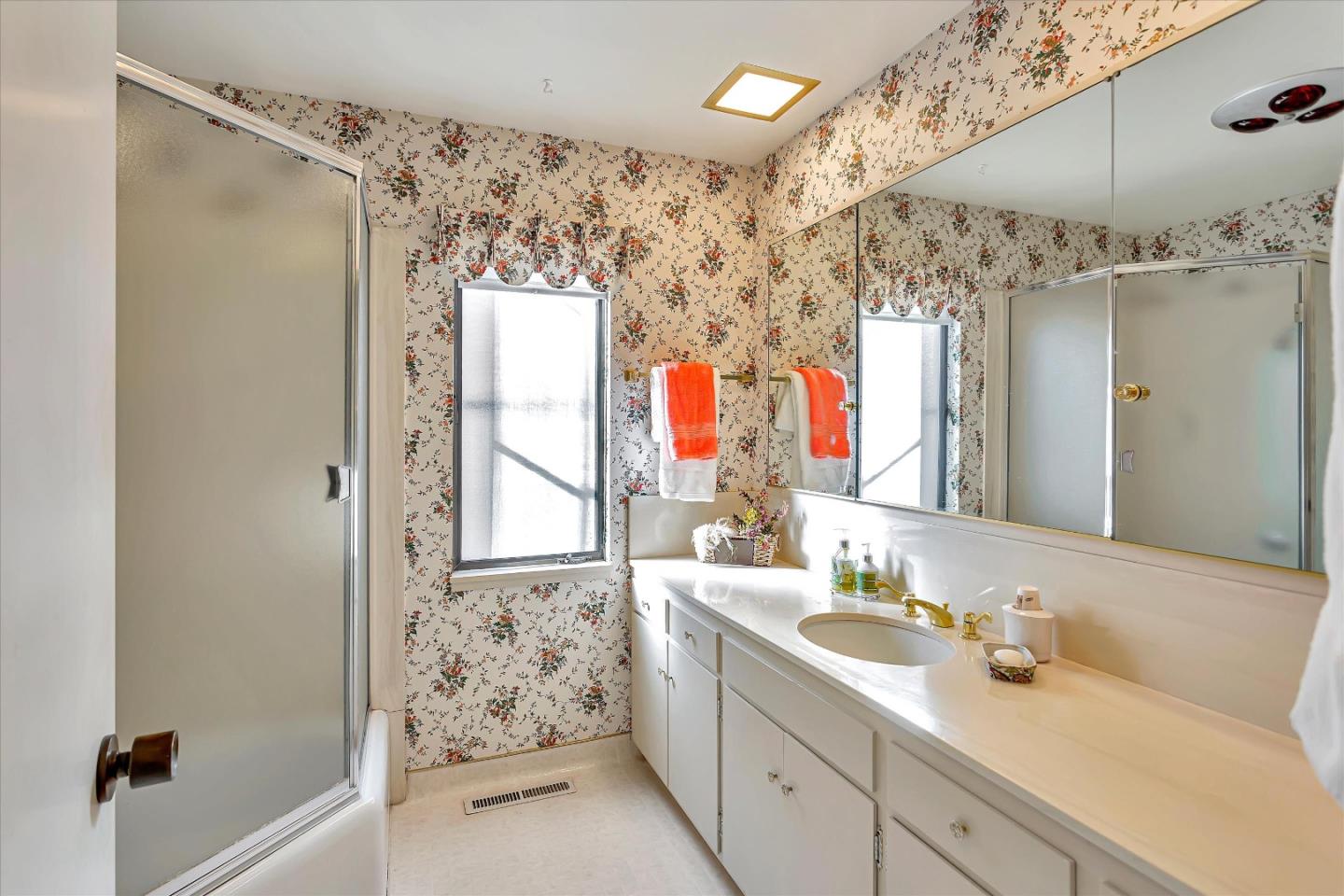 26250 Ocean View AVE