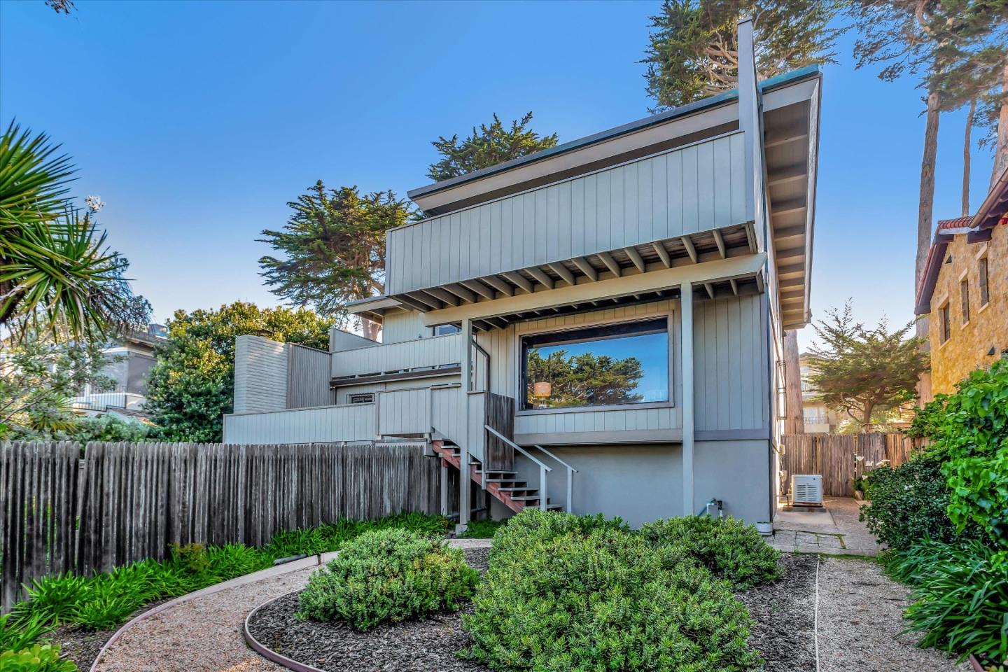 26250 Ocean View AVE