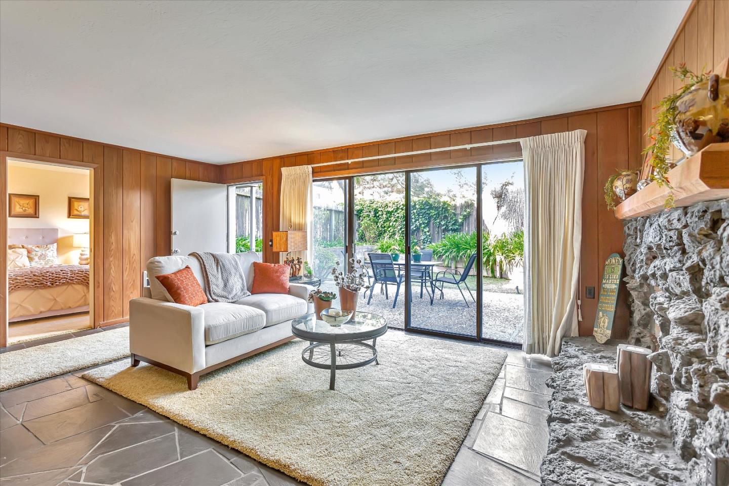 26250 Ocean View AVE