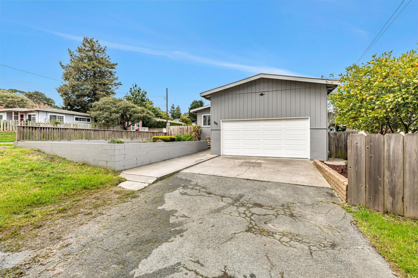 801 Lobos ST