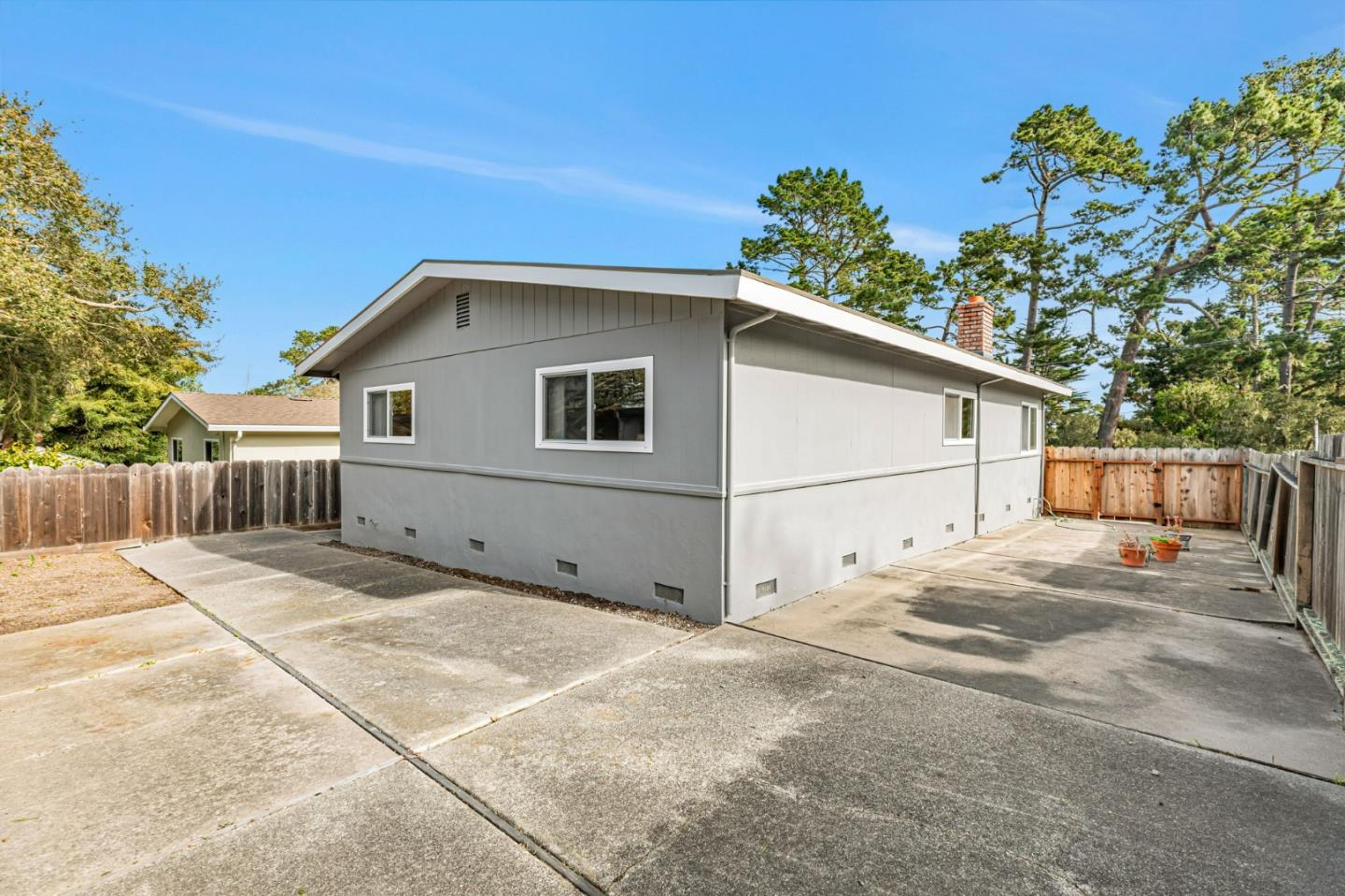 801 Lobos ST