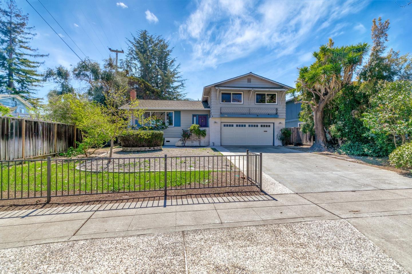1006 West Knickerbocker Drive
