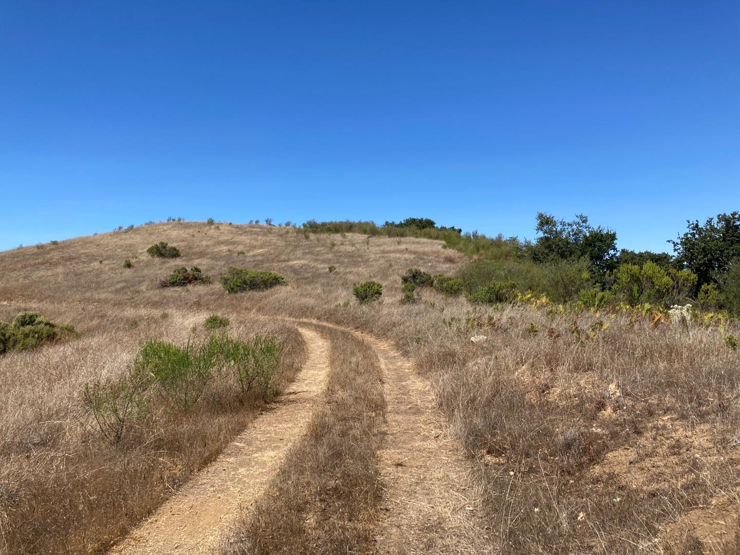 Adamo Ranch, Valley Road