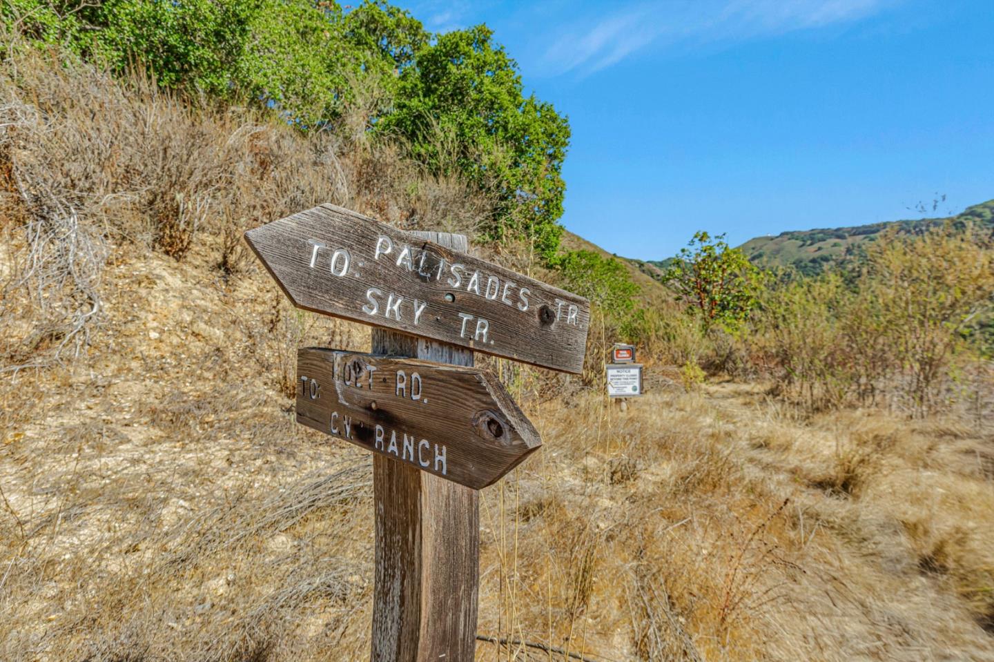 Adamo Ranch, Valley Road