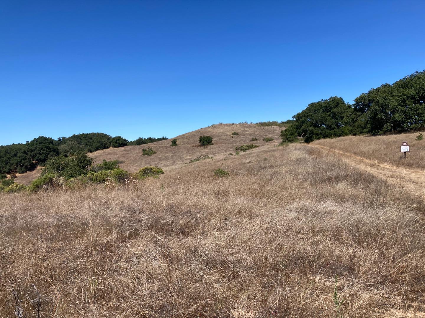 Adamo Ranch, Valley Road