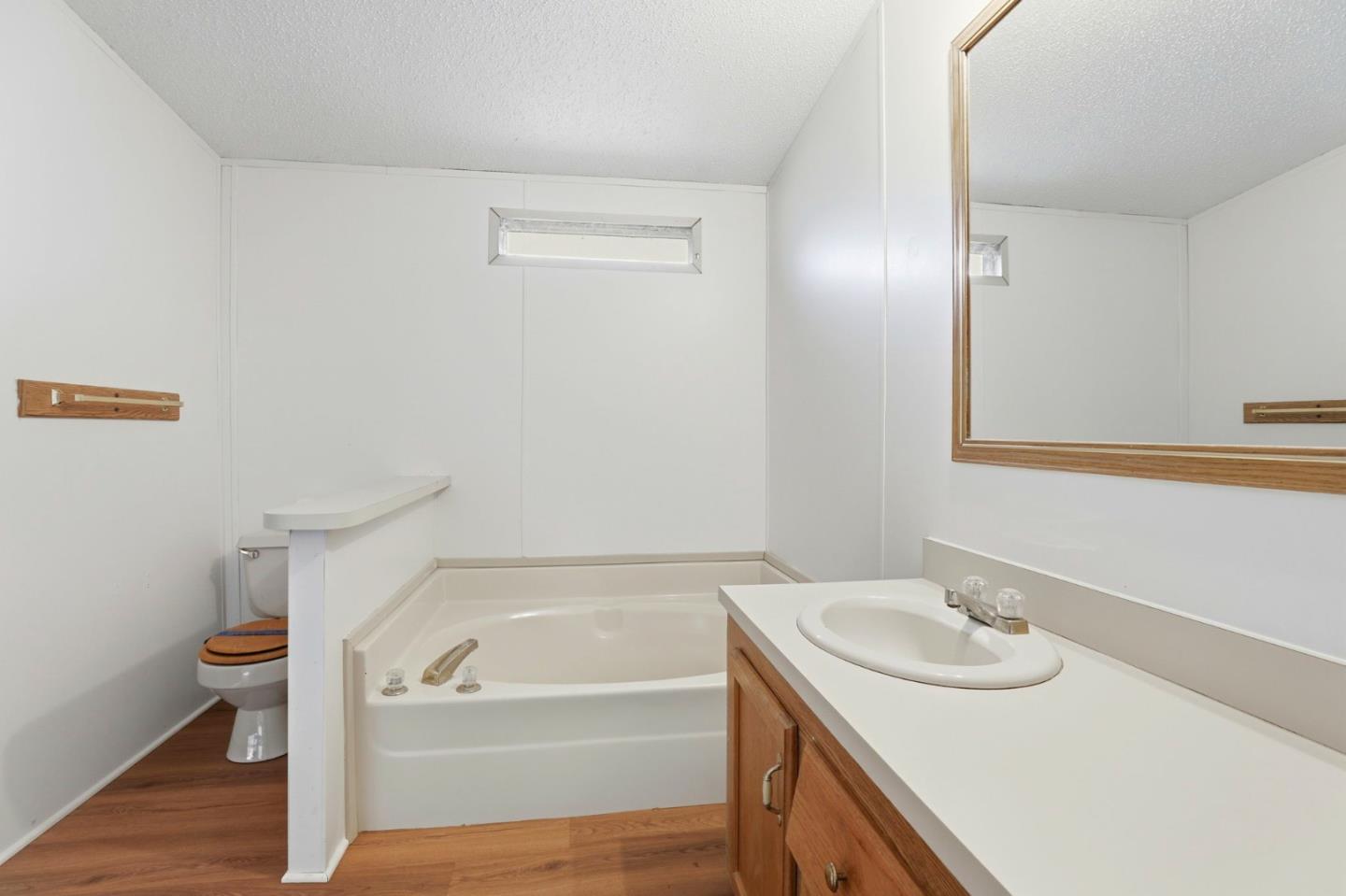 41800 Tassajara Road