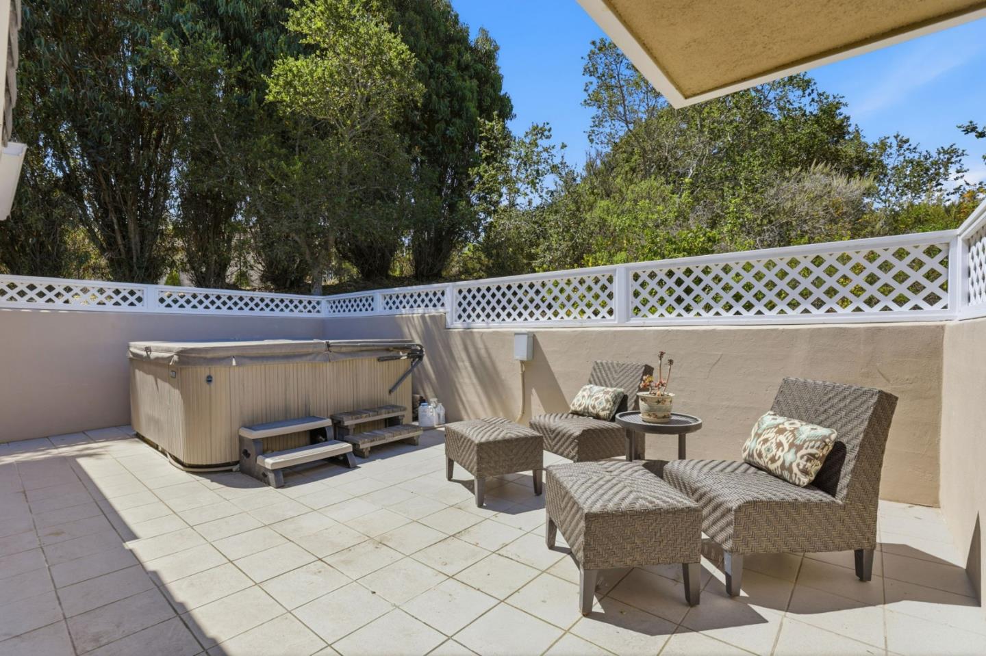 11142 Saddle Road