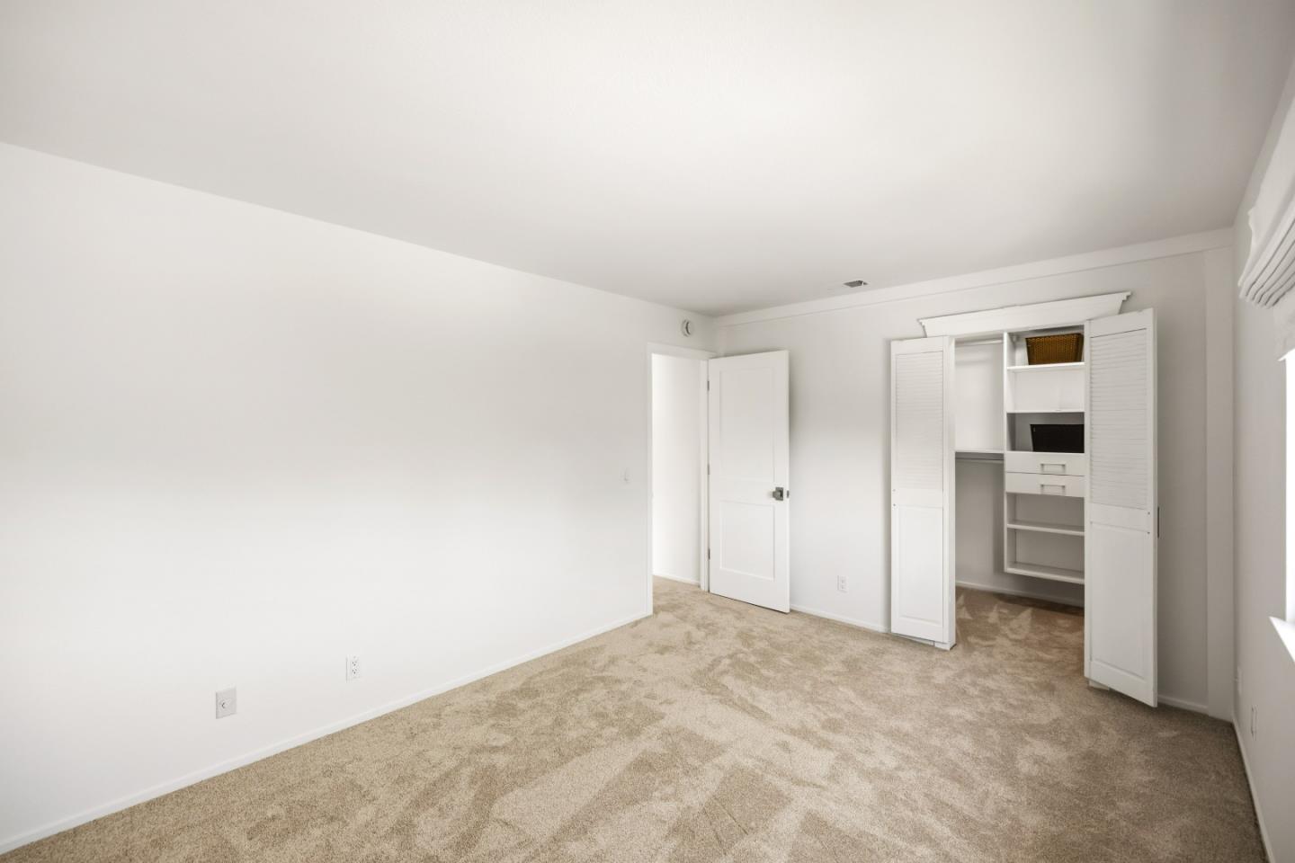3850 Rio RD 78