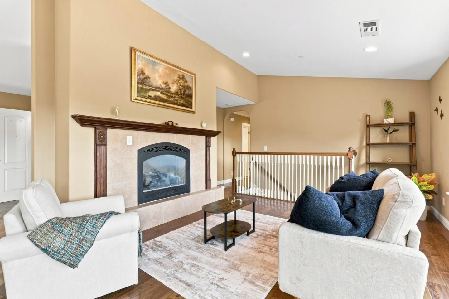 9845 Palisade Drive