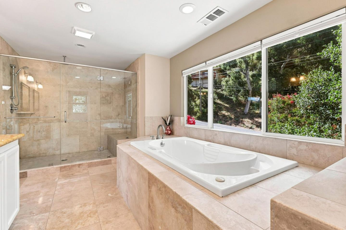 9845 Palisade Drive