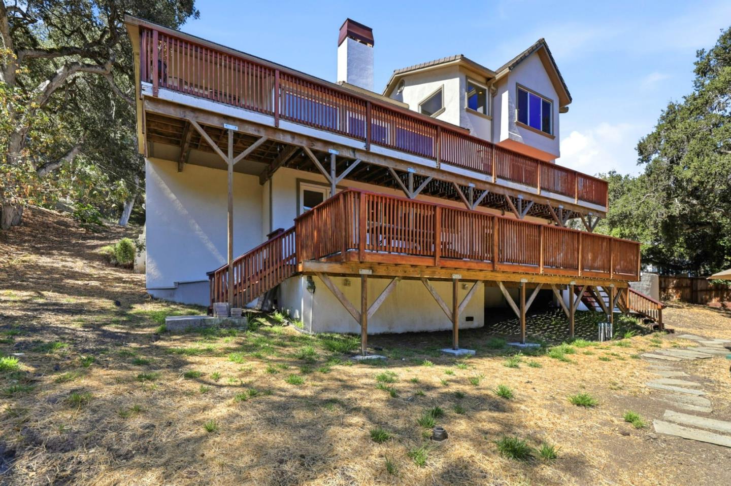 9845 Palisade Drive