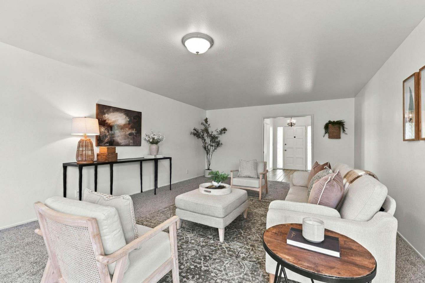 796 Lawrence DR