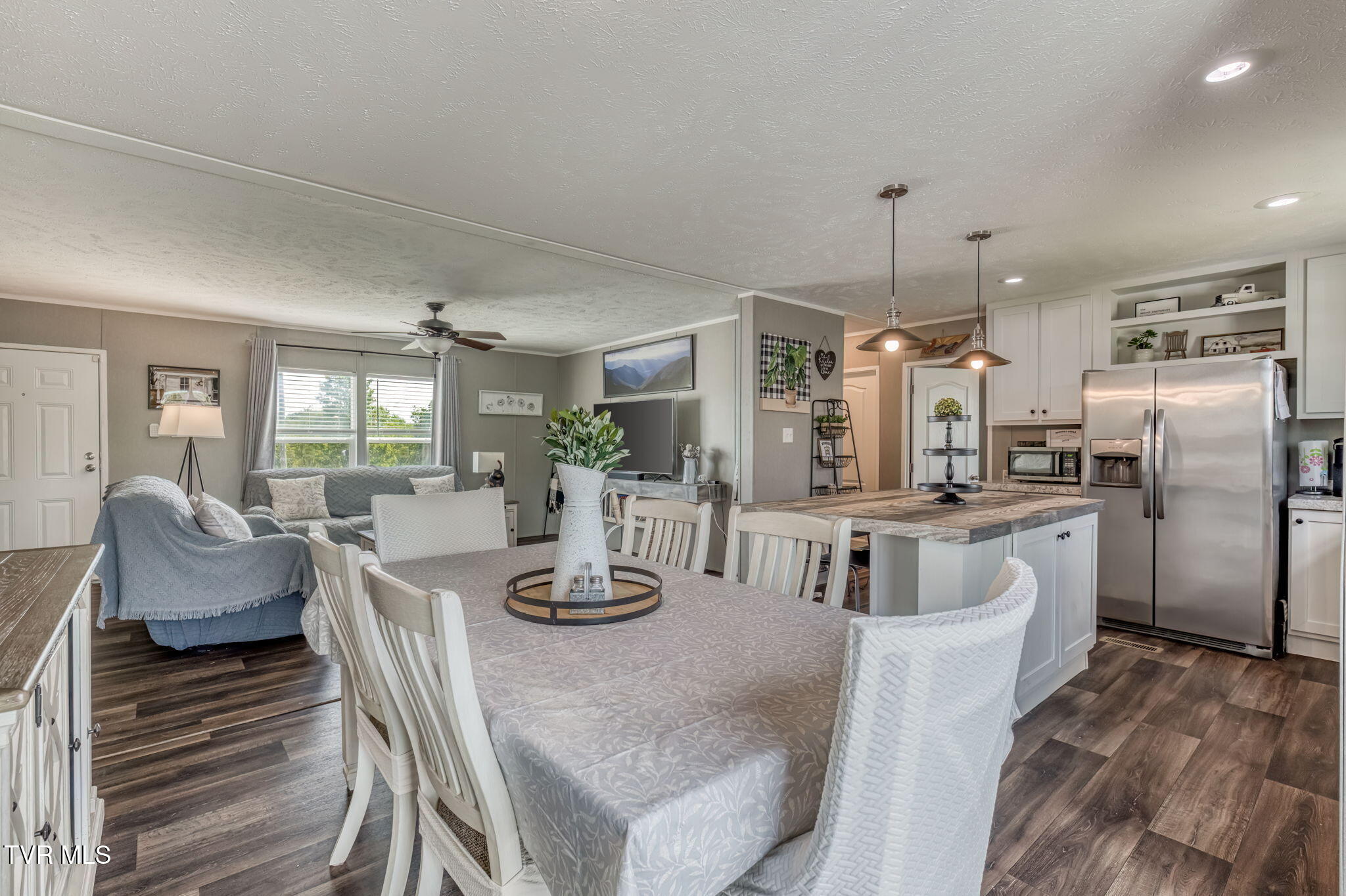 109 Lakeview Lane