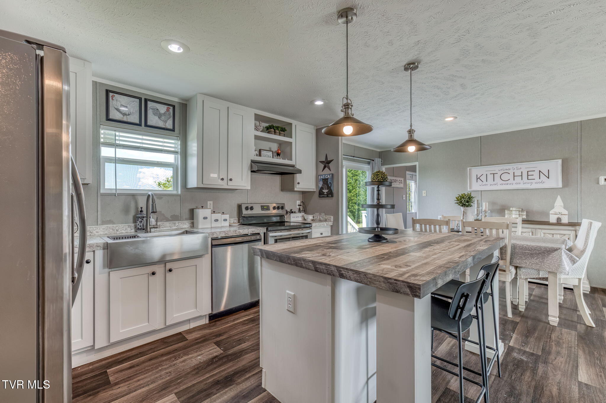 109 Lakeview Lane