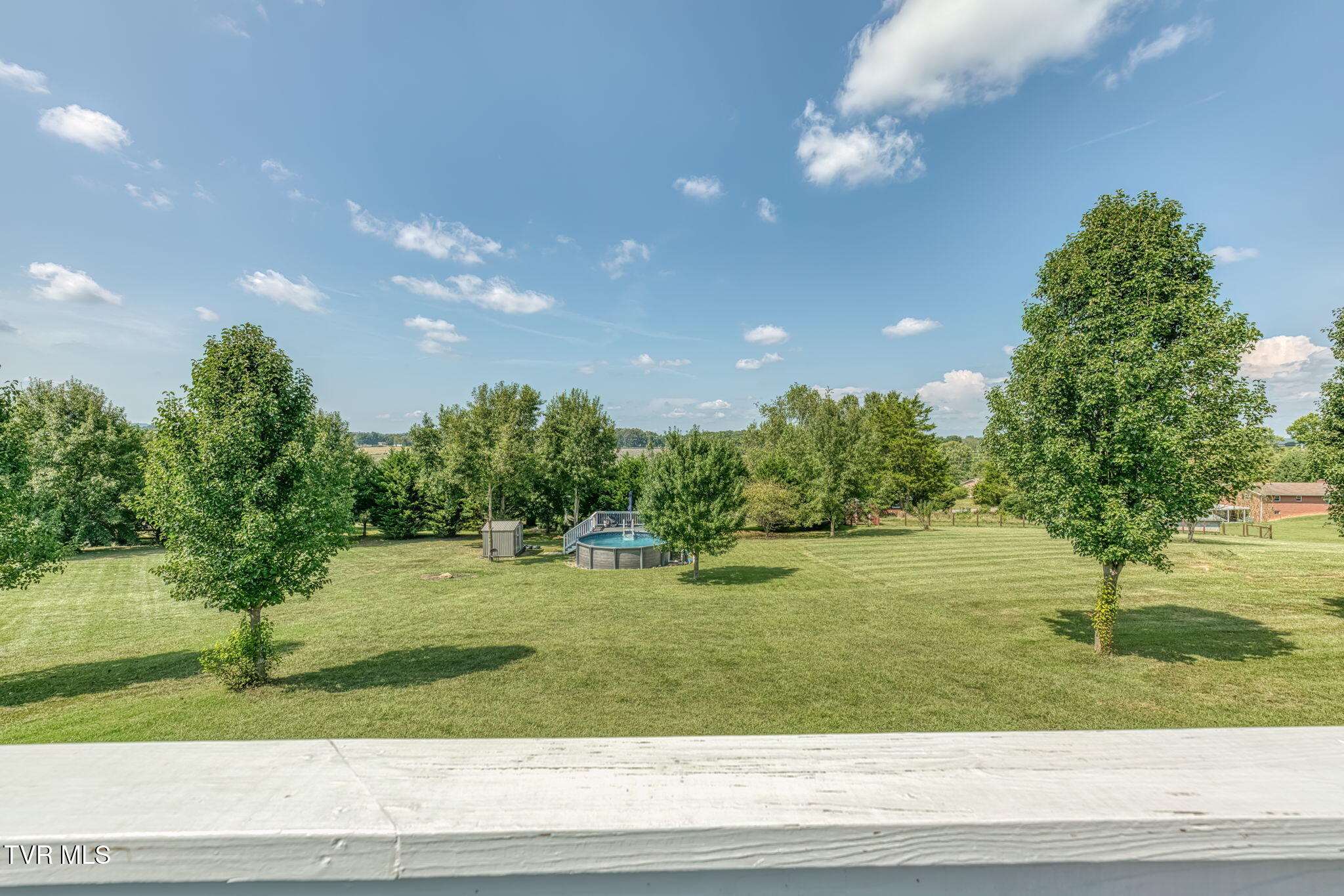 109 Lakeview Lane